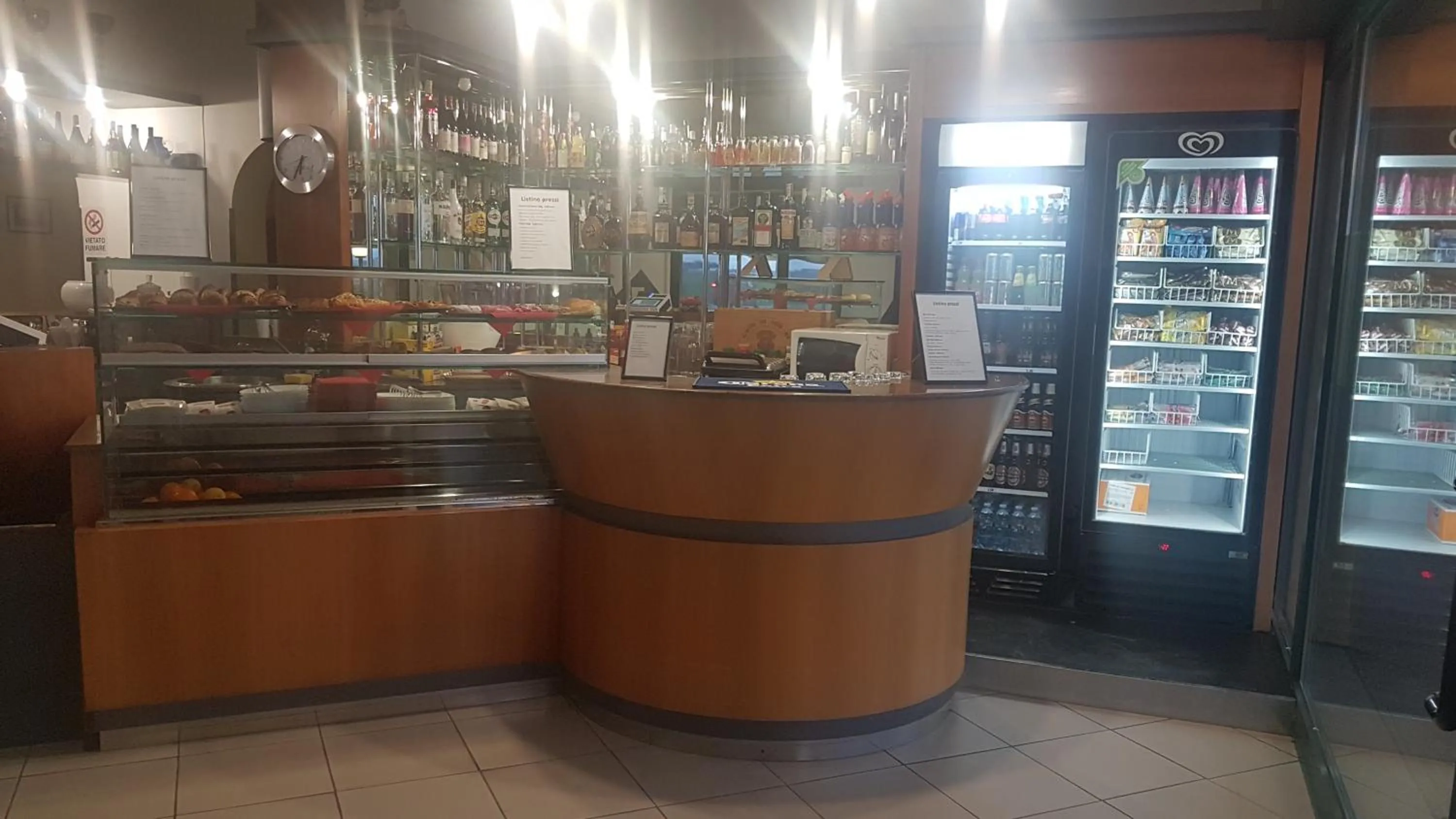 Food and drinks in Hotel la candela