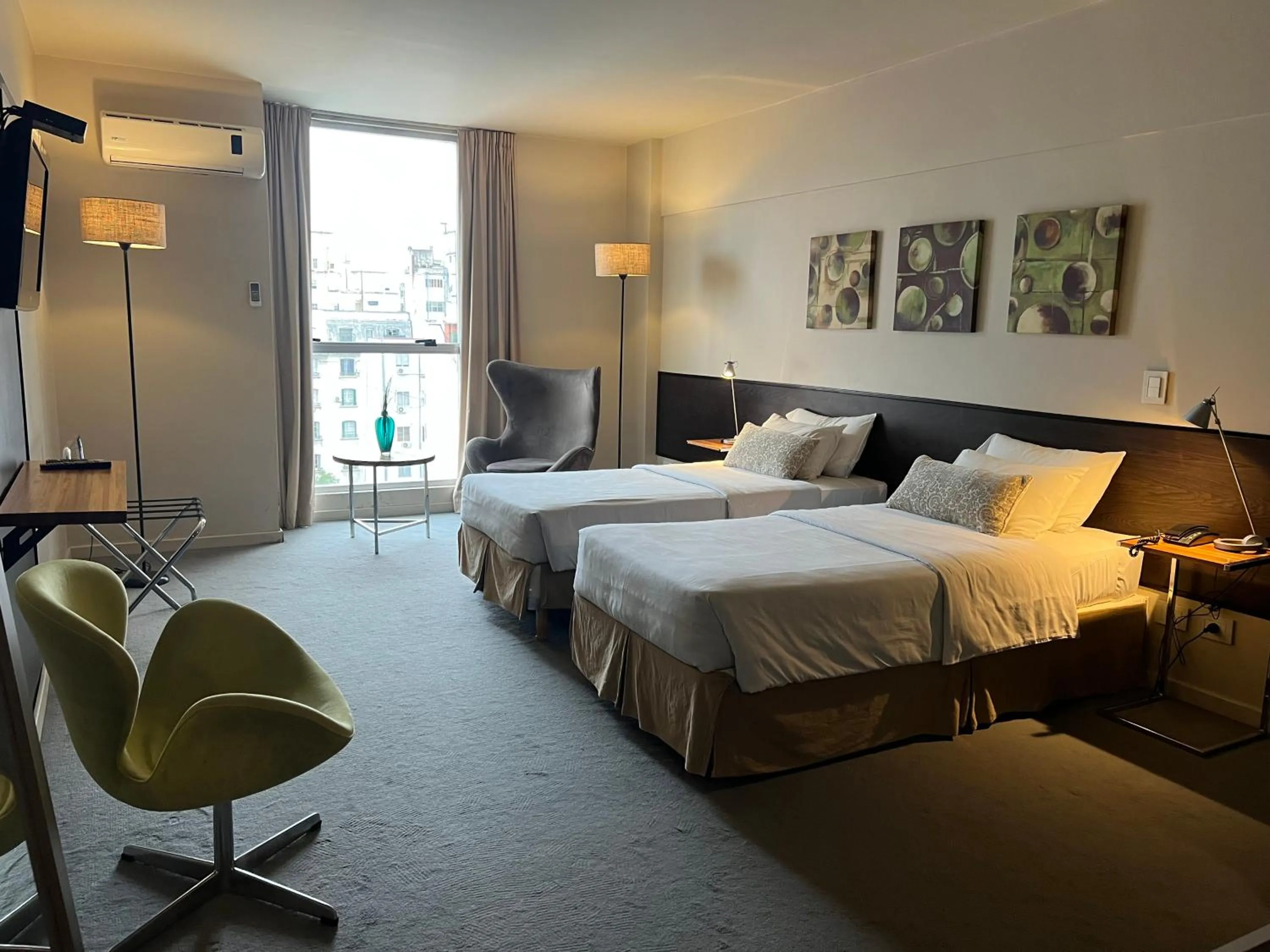 TV and multimedia, Bed in Uno Buenos Aires Suites