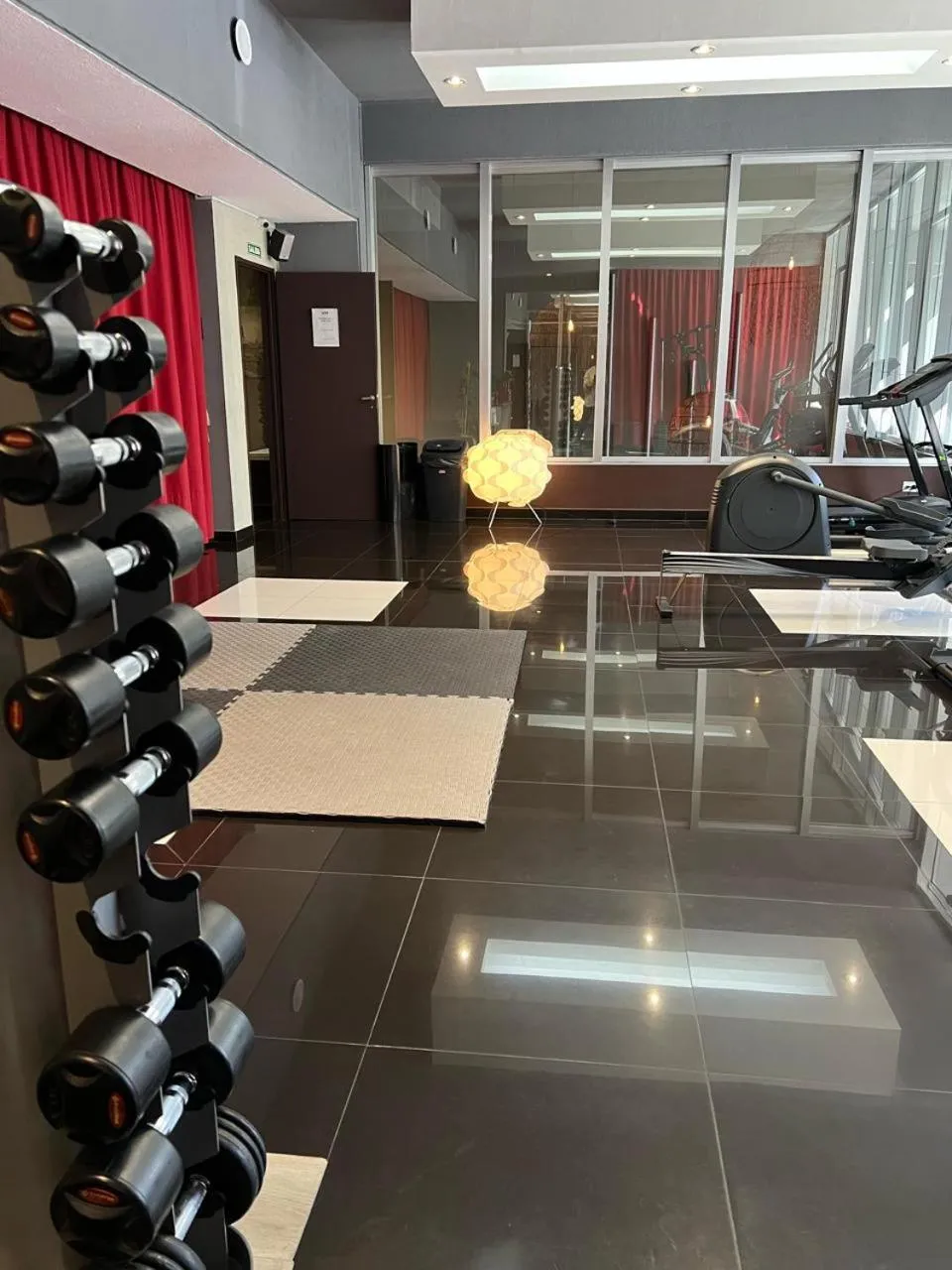 Fitness centre/facilities in Uno Buenos Aires Suites
