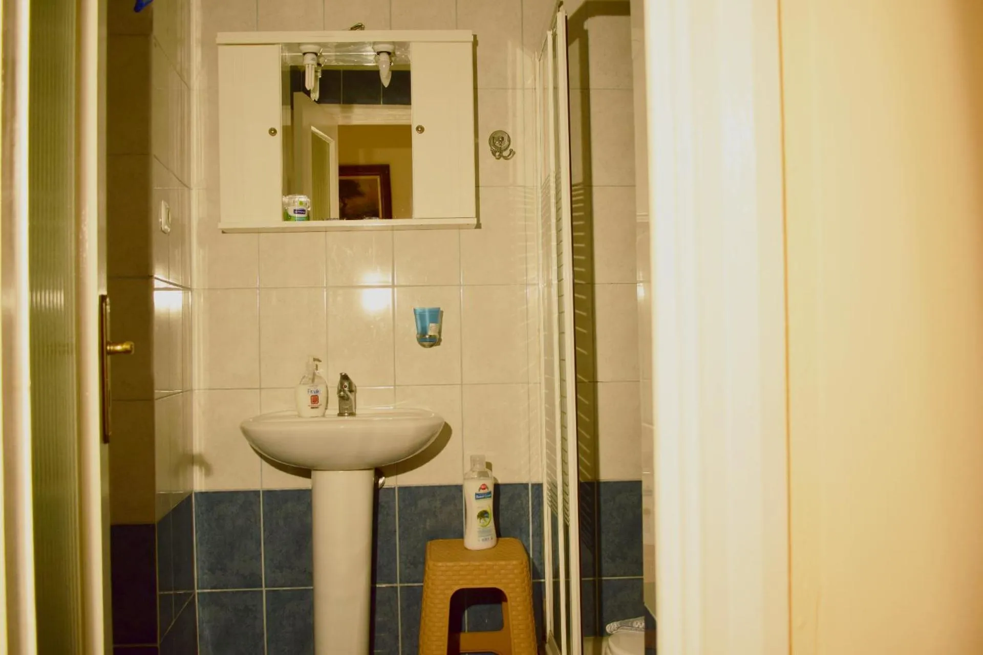 Shower in Stoa Rooms