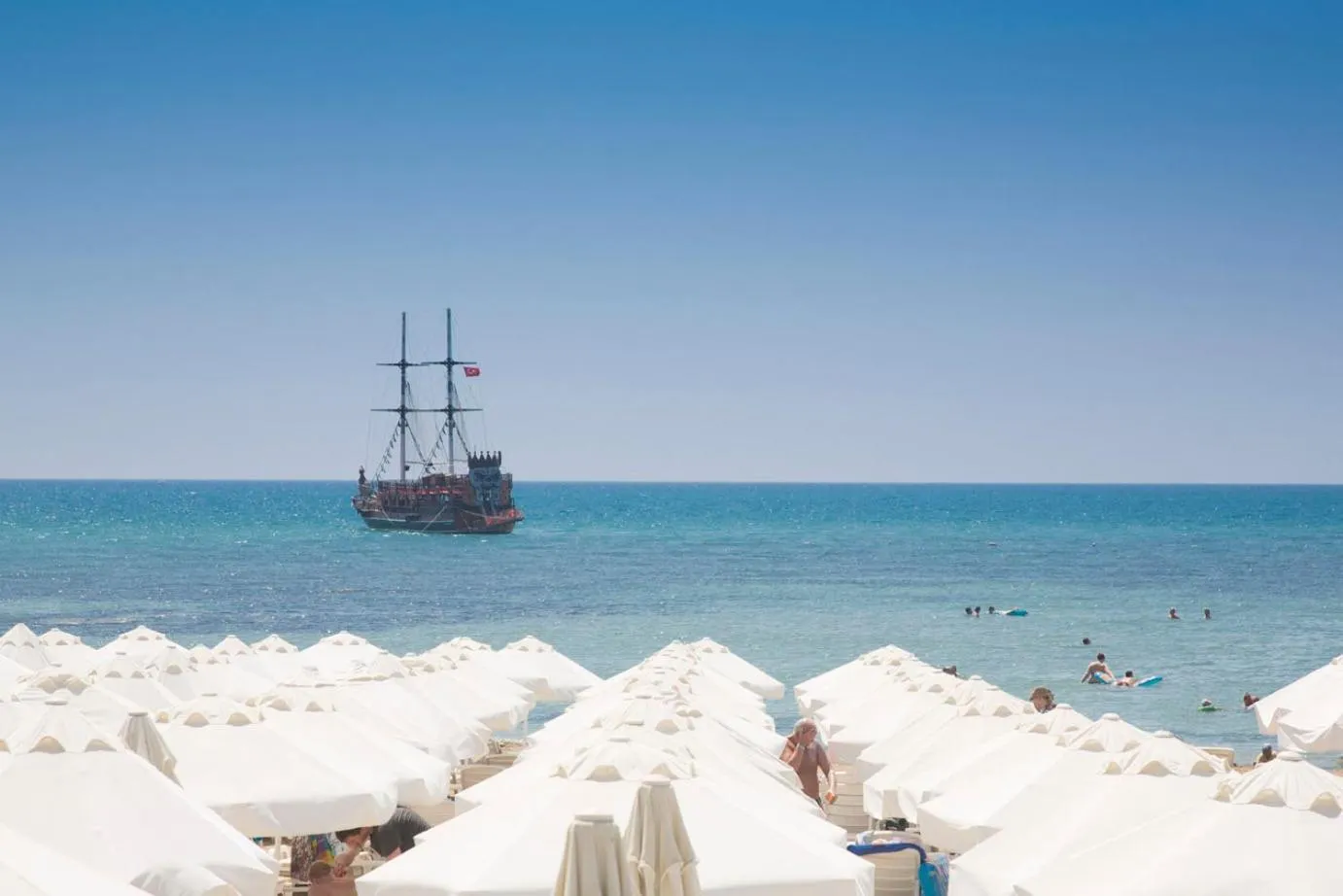 Beach in Merve Sun Hotel & SPA