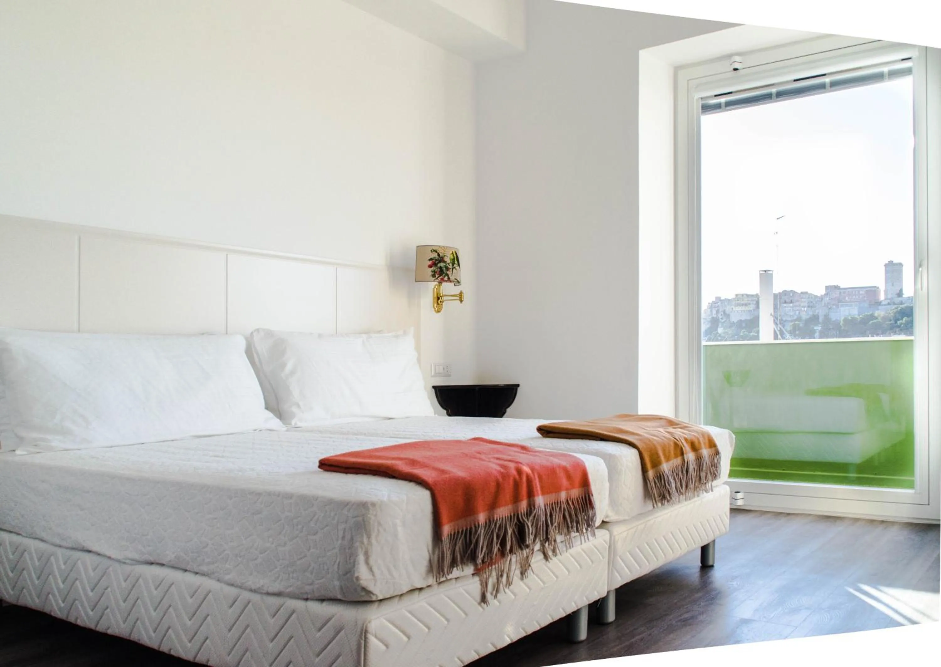 Eleventh Floor Suites