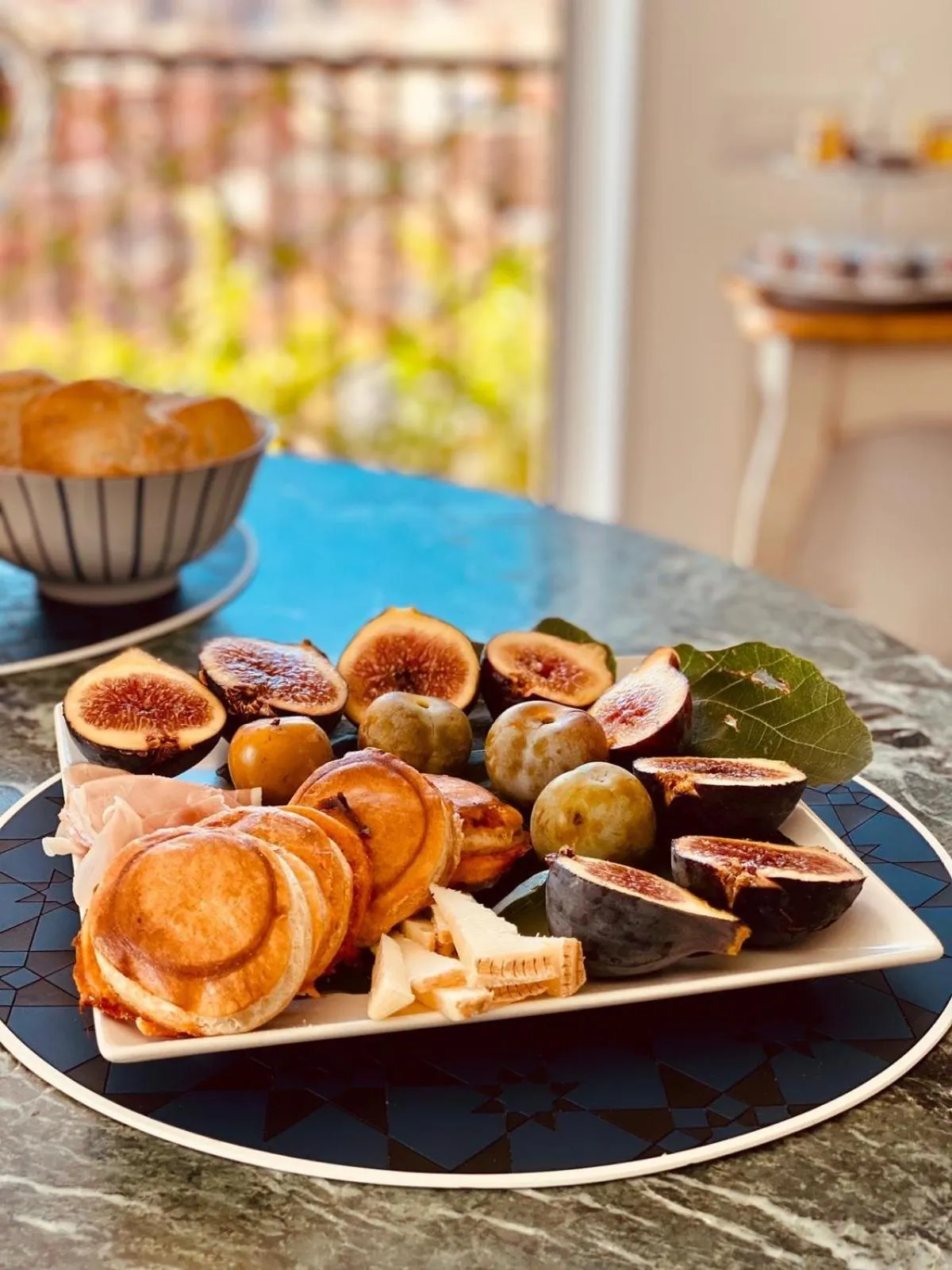 Eleventh Floor Suites