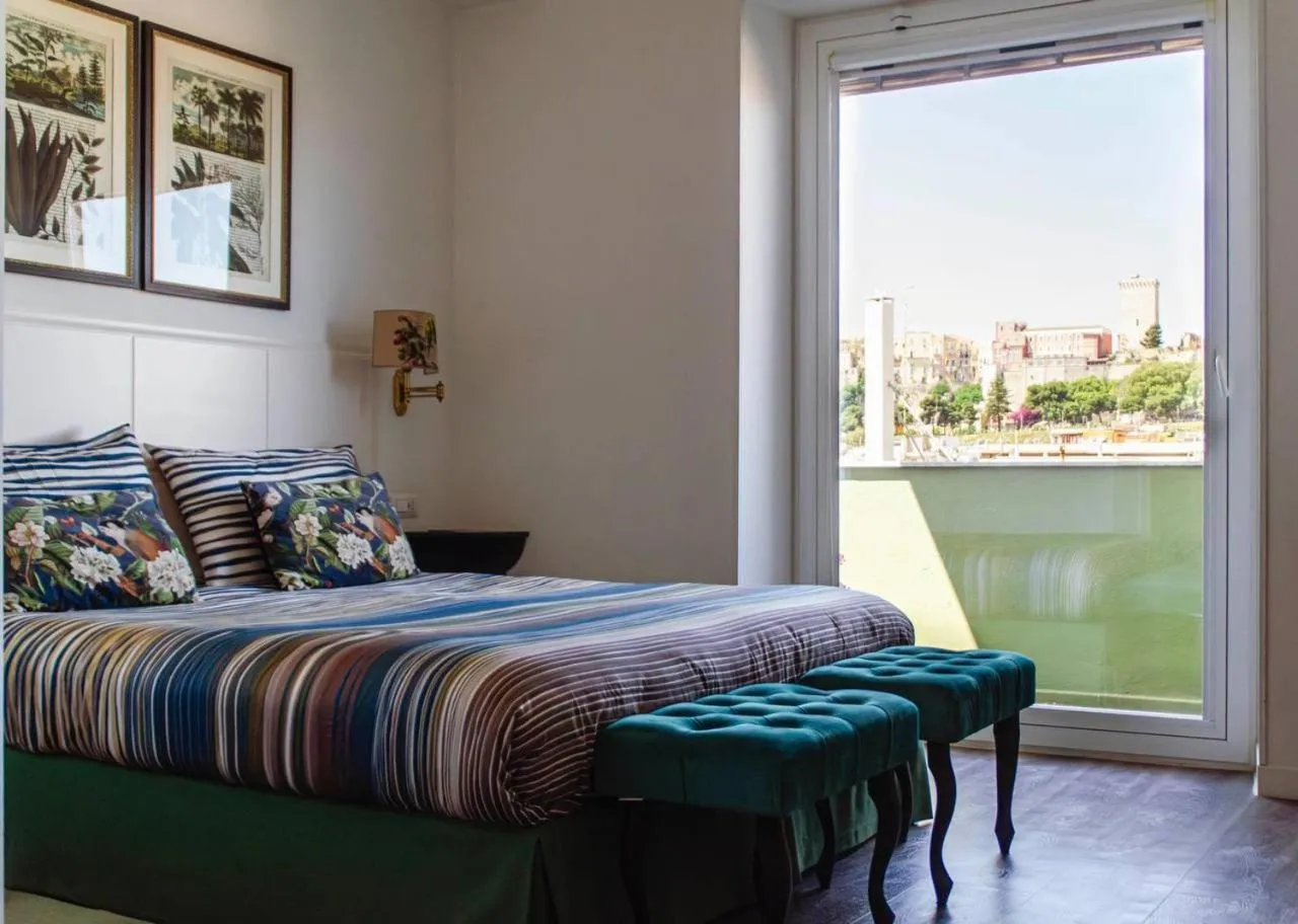 Eleventh Floor Suites