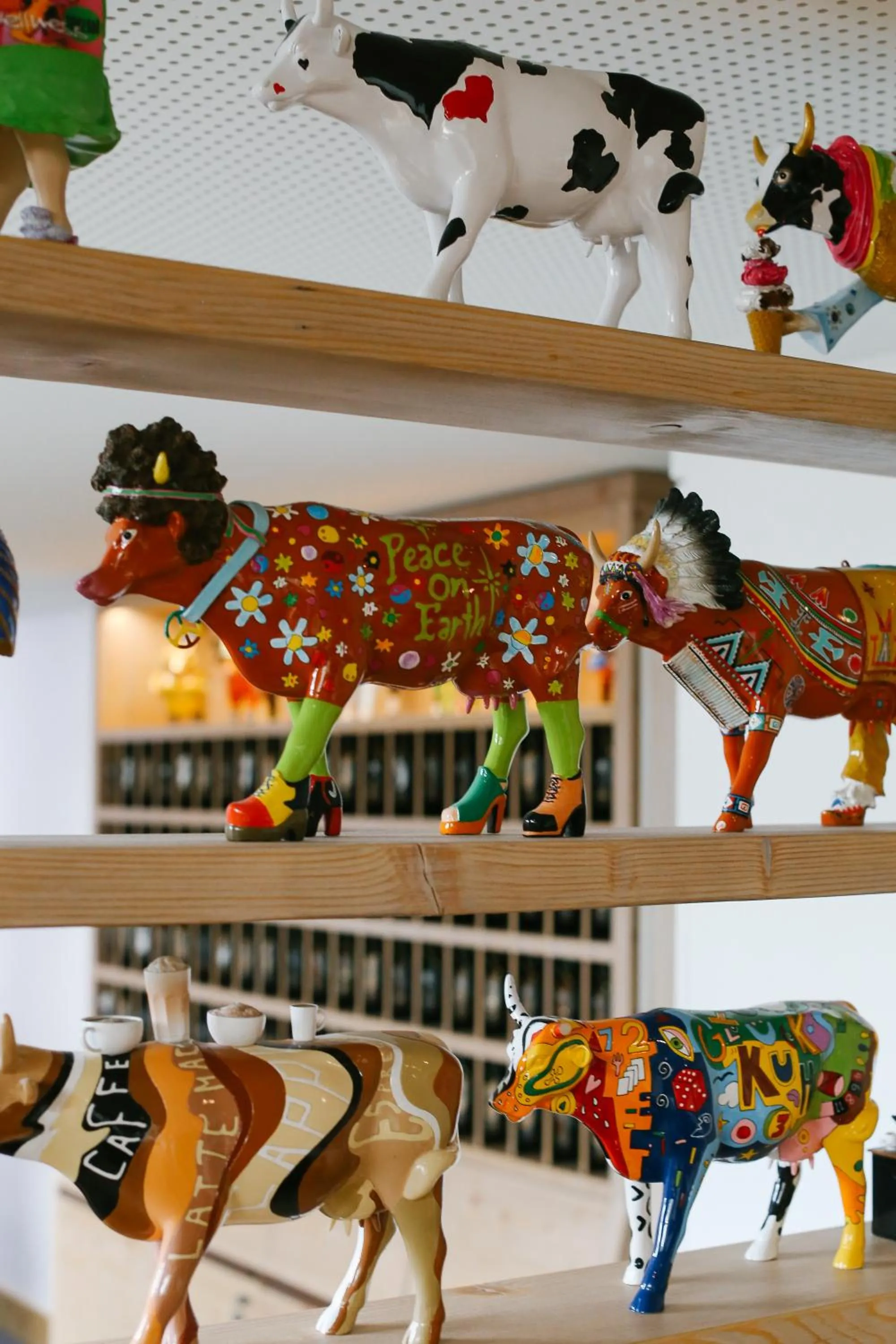 Decorative detail in Nira Alpina