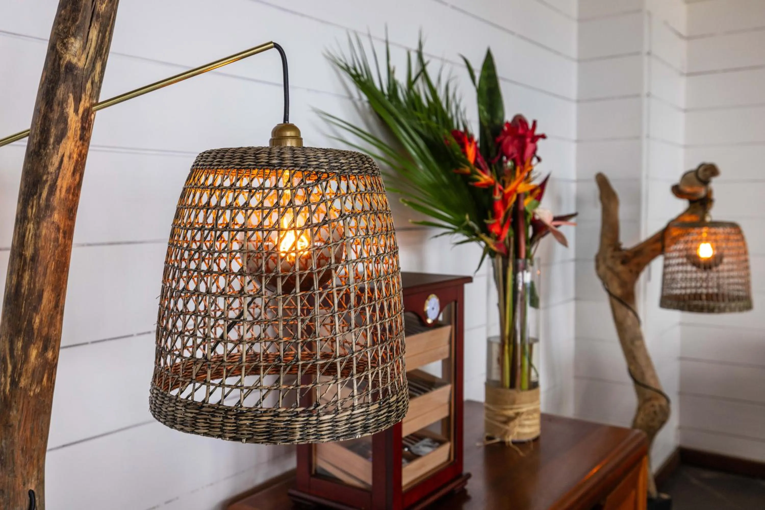 Decorative detail in Hotel Le Boucan Canot