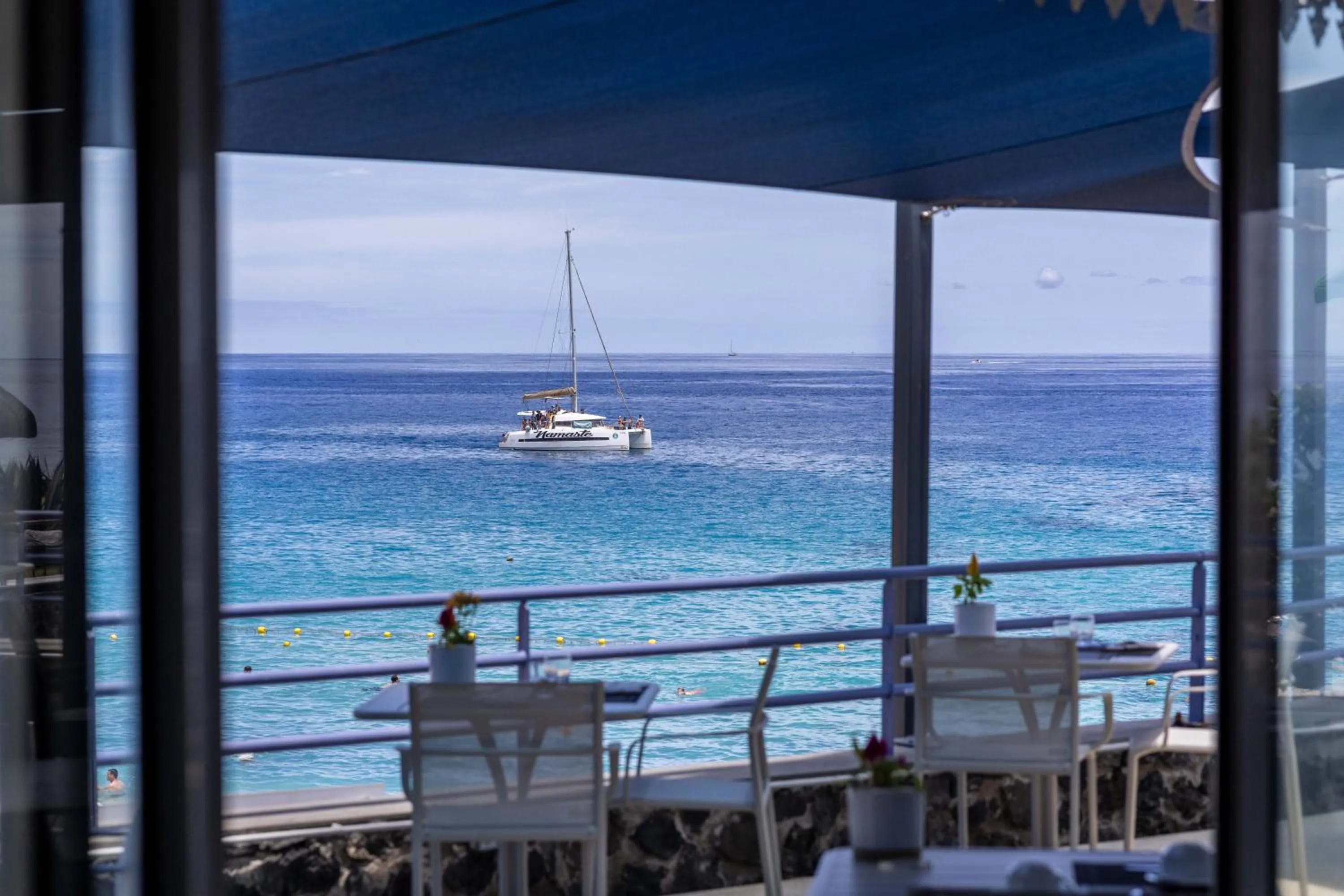 Restaurant/places to eat in Hotel Le Boucan Canot