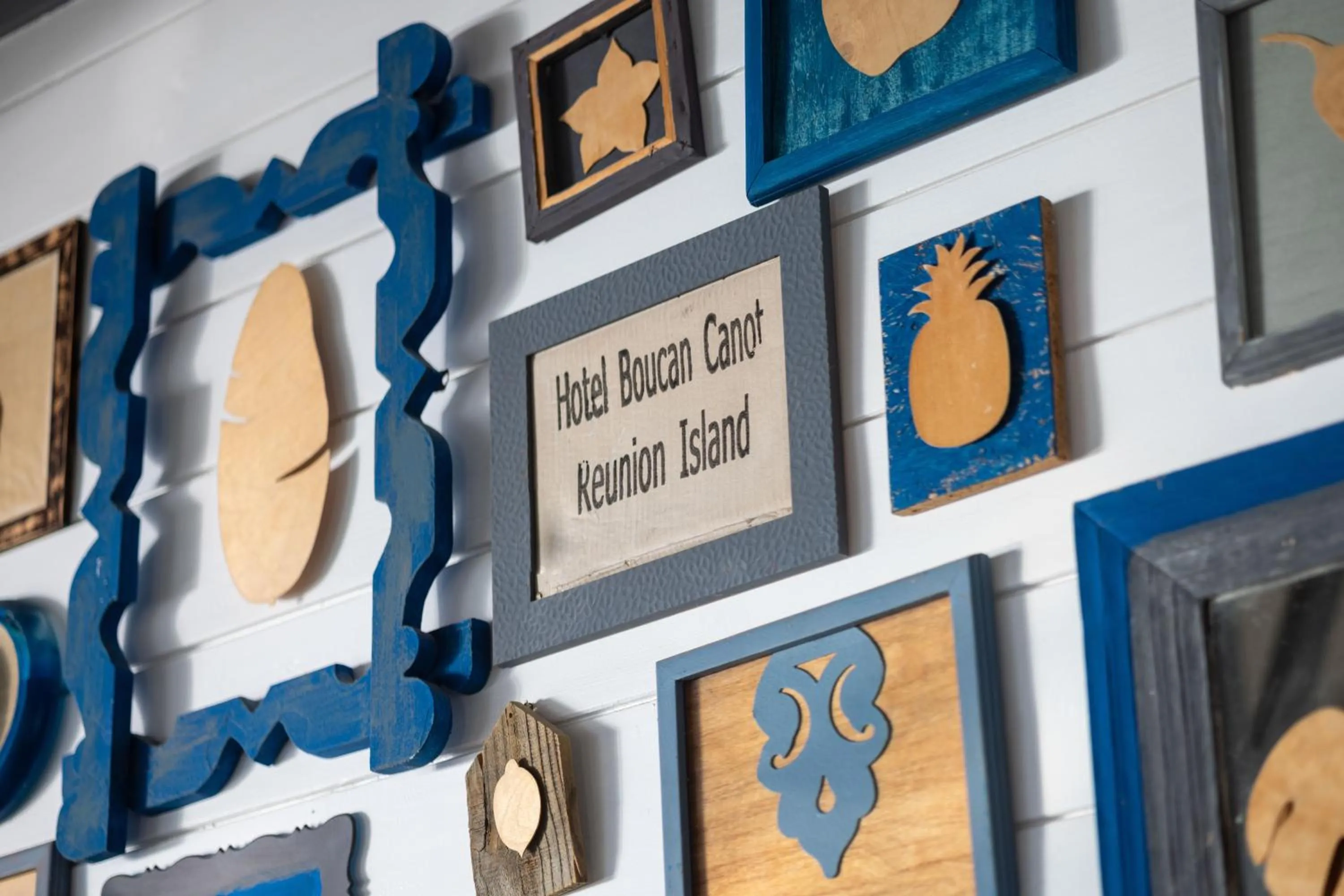 Decorative detail in Hotel Le Boucan Canot