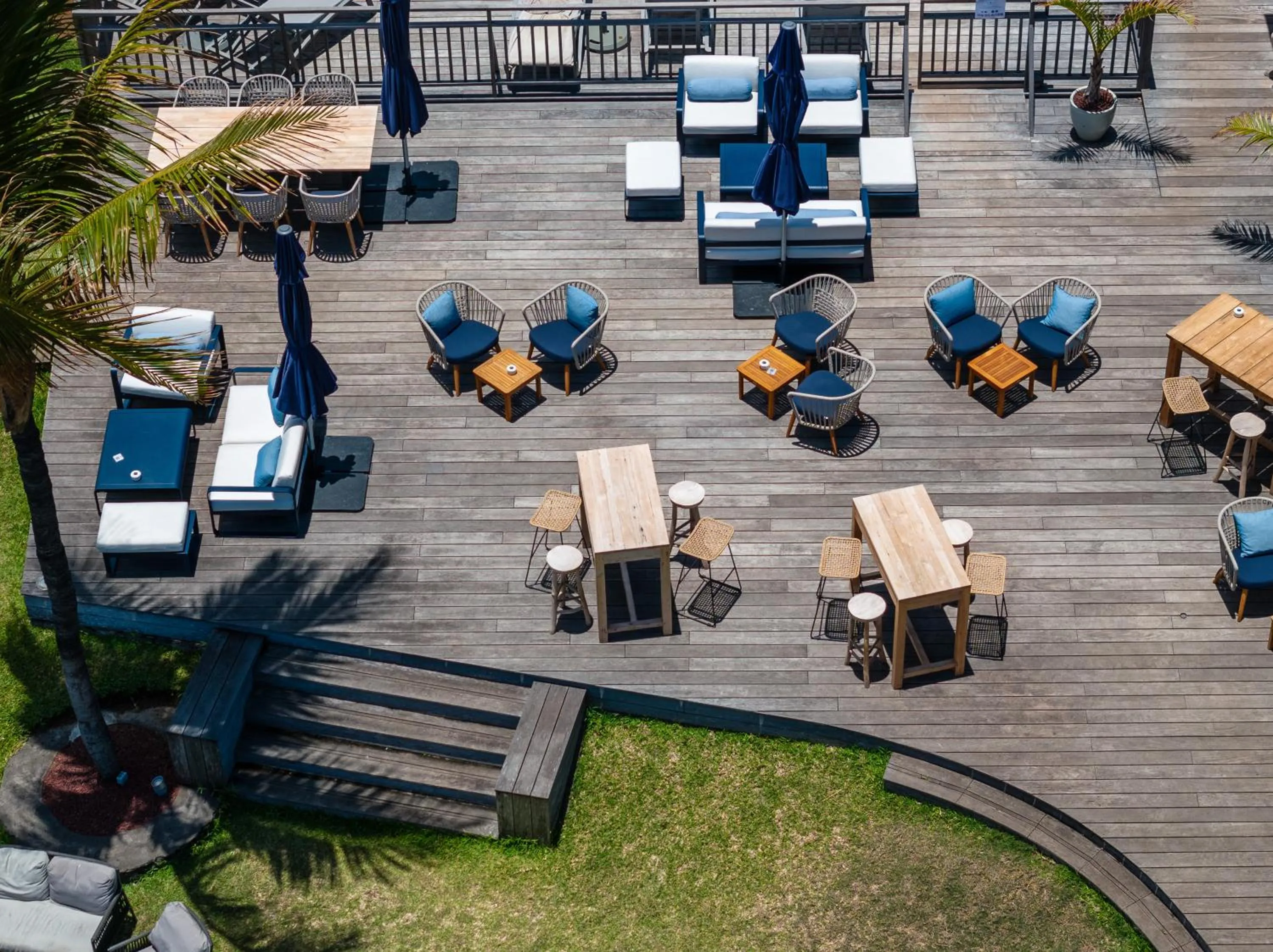 Patio in Hotel Le Boucan Canot