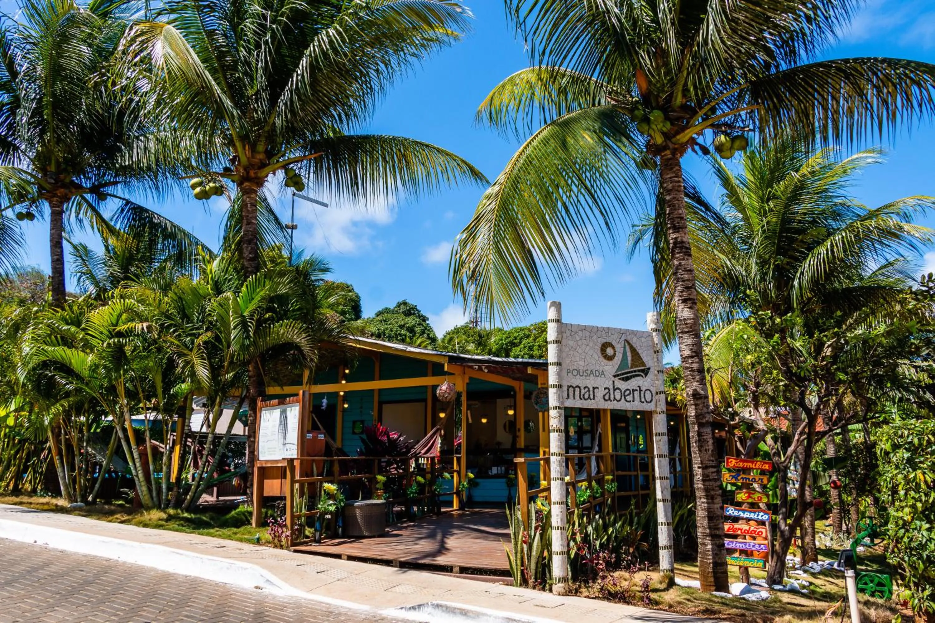 Facade/entrance in Pousada Mar Aberto