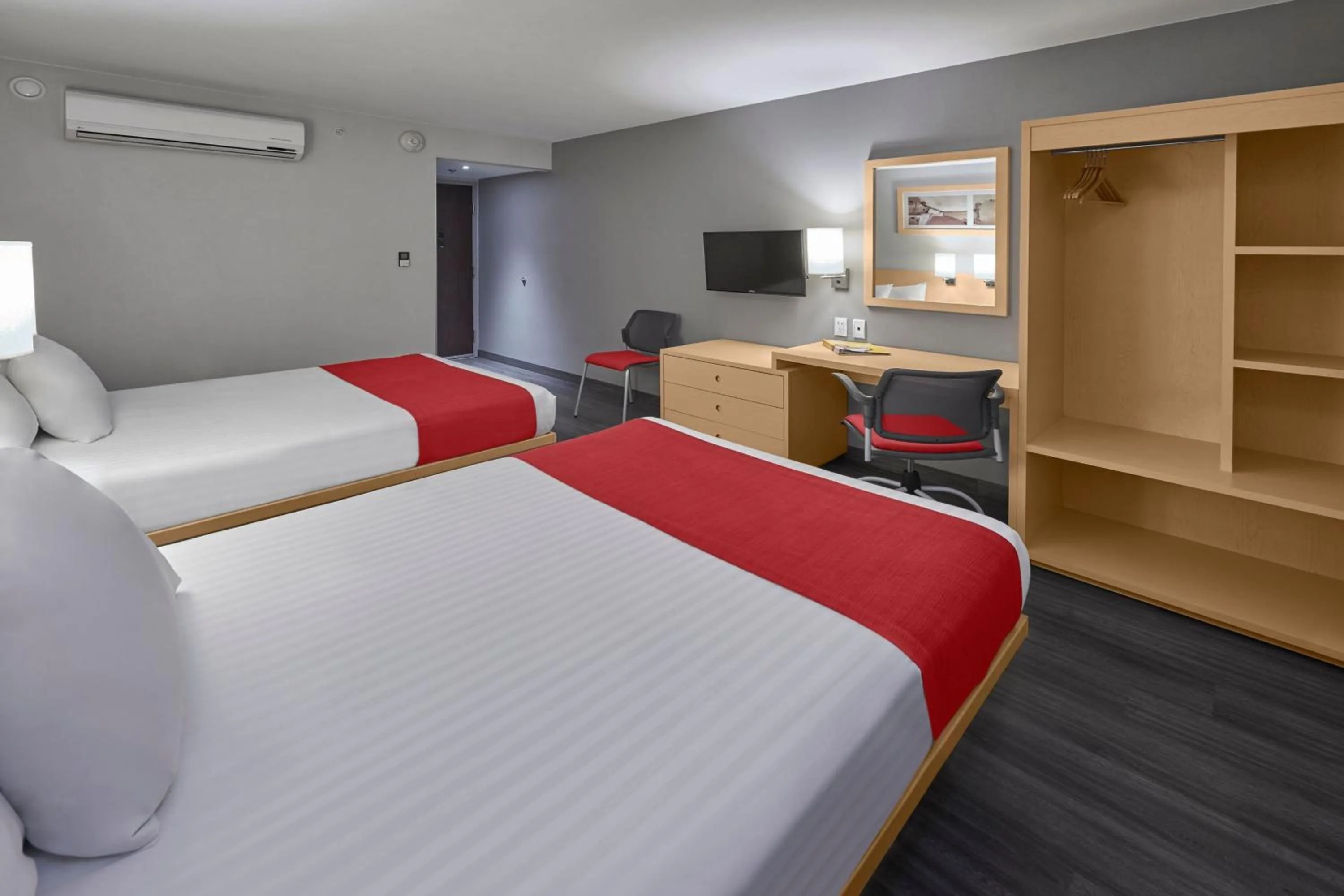 Bedroom, Bed in City Express by Marriott Torreon