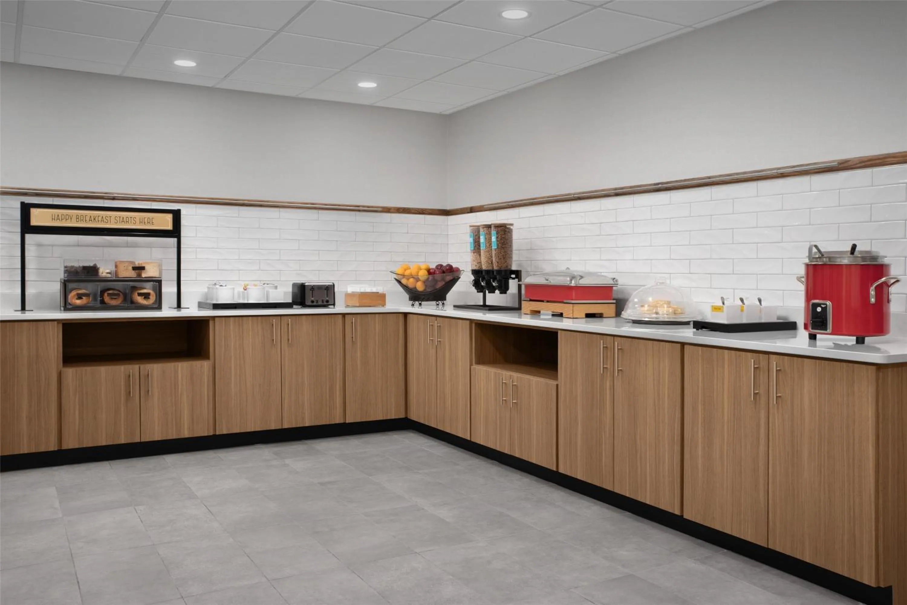 Breakfast in Hampton Inn & Suites Tupelo/Barnes Crossing