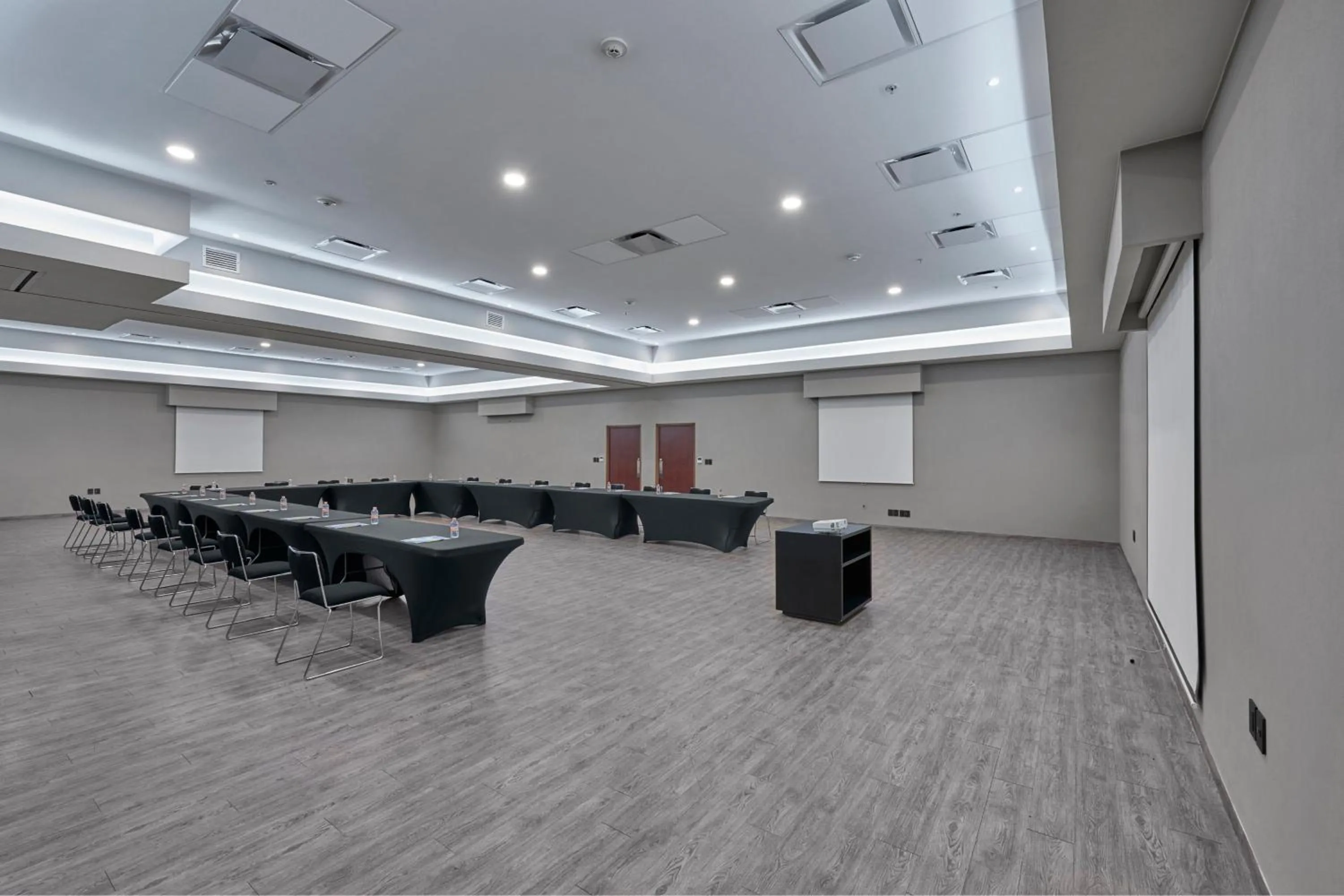 Meeting/conference room in City Express by Marriott Queretaro