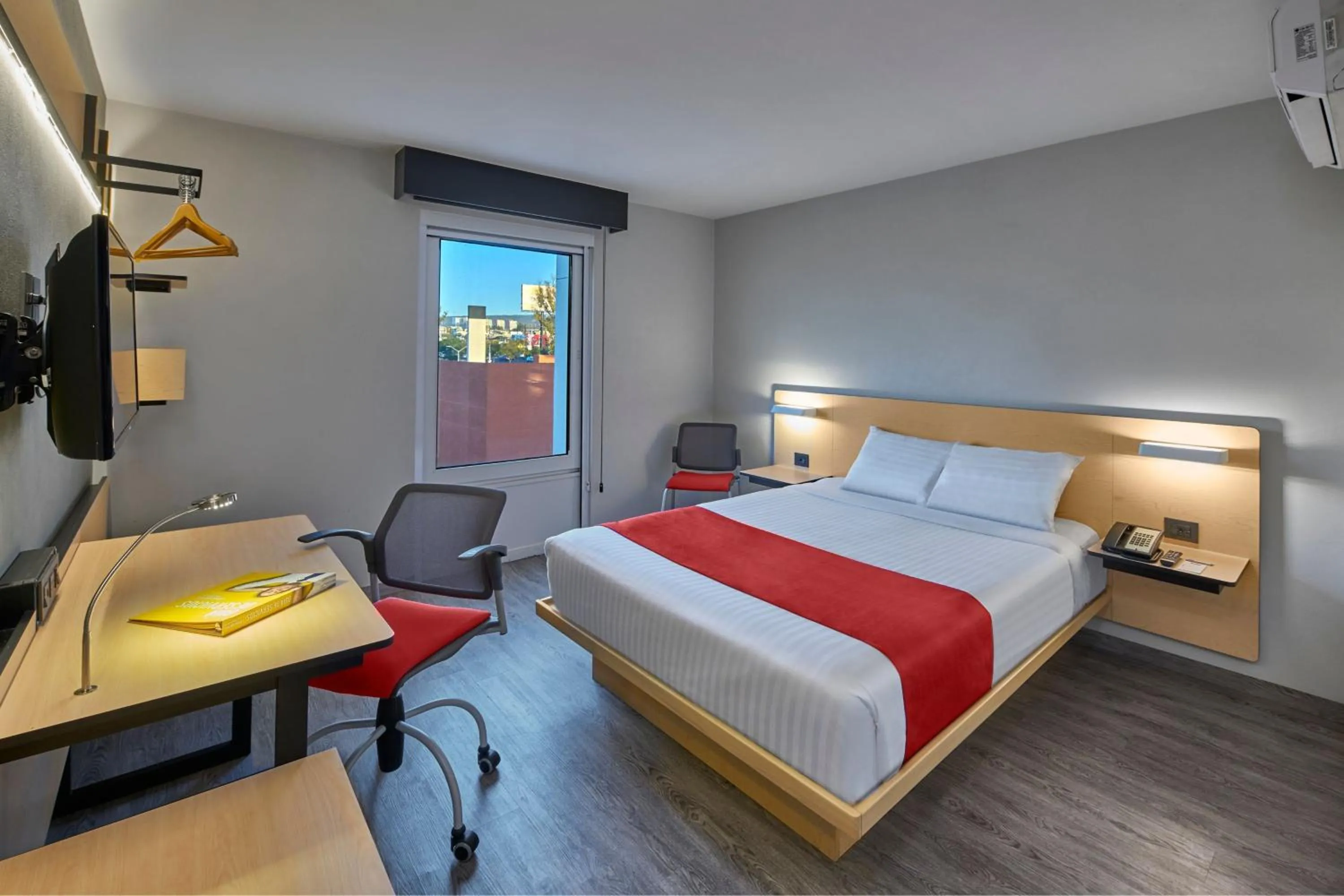 Bedroom, Bed in City Express by Marriott Queretaro