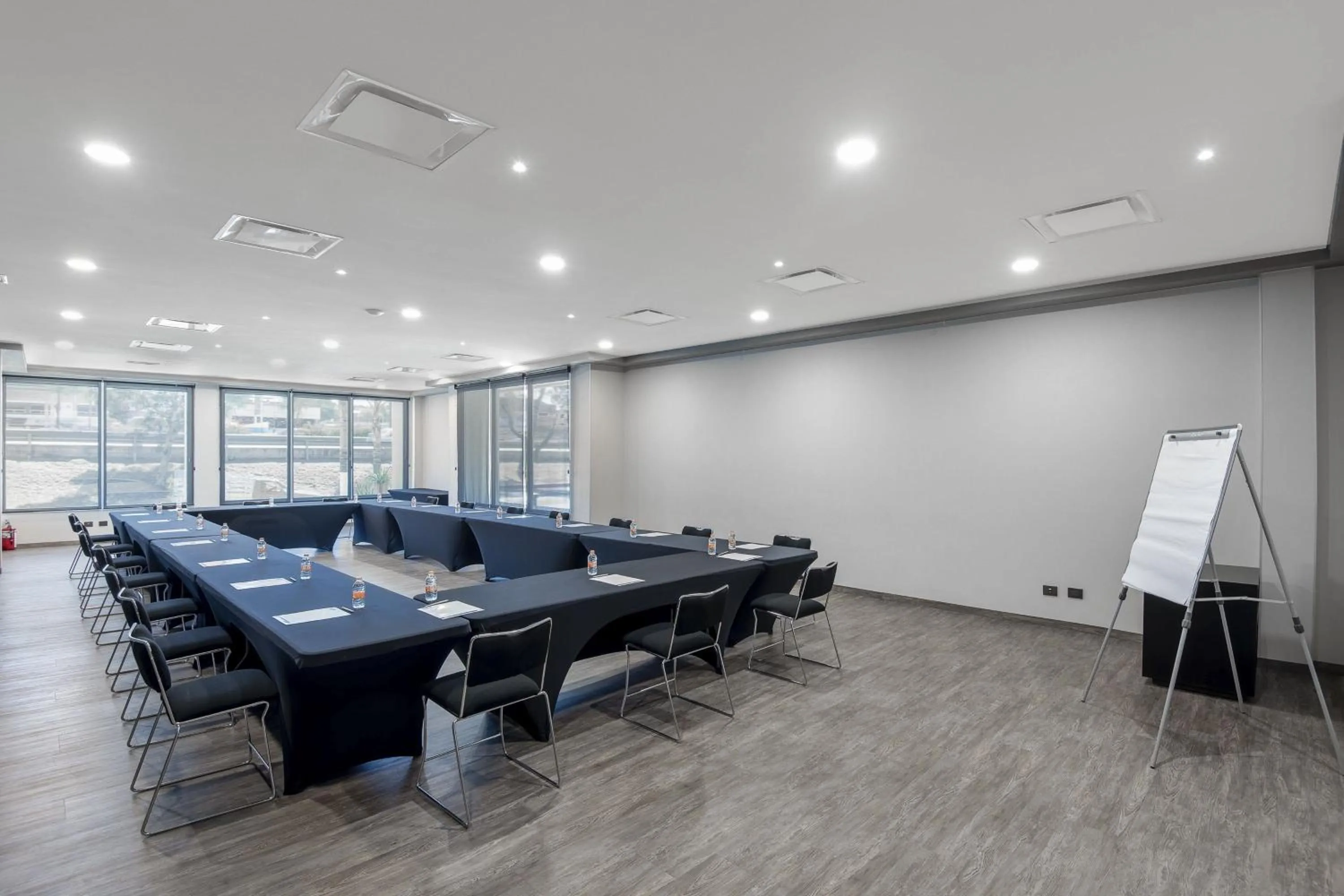 Meeting/conference room in City Express by Marriott Queretaro