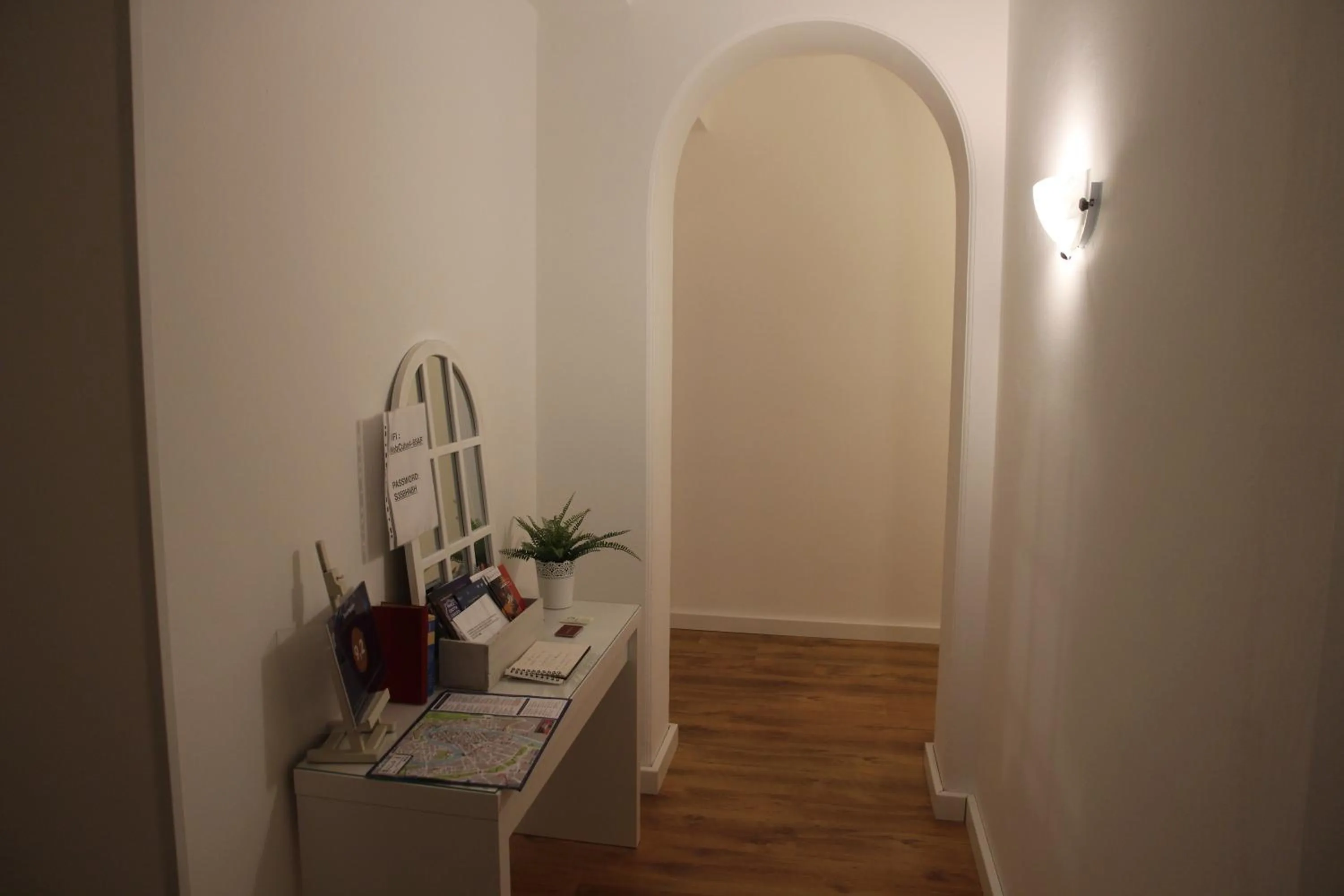 ES - Essential Solution & Emotion Stories (locazione turistica)