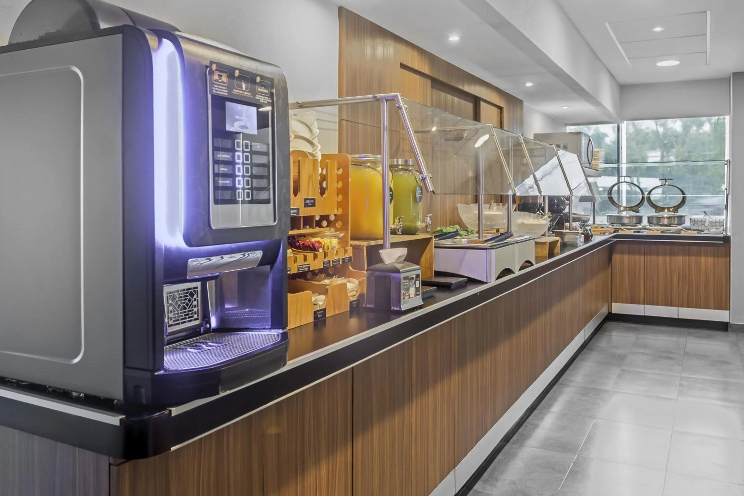 Breakfast in City Express by Marriott Leon