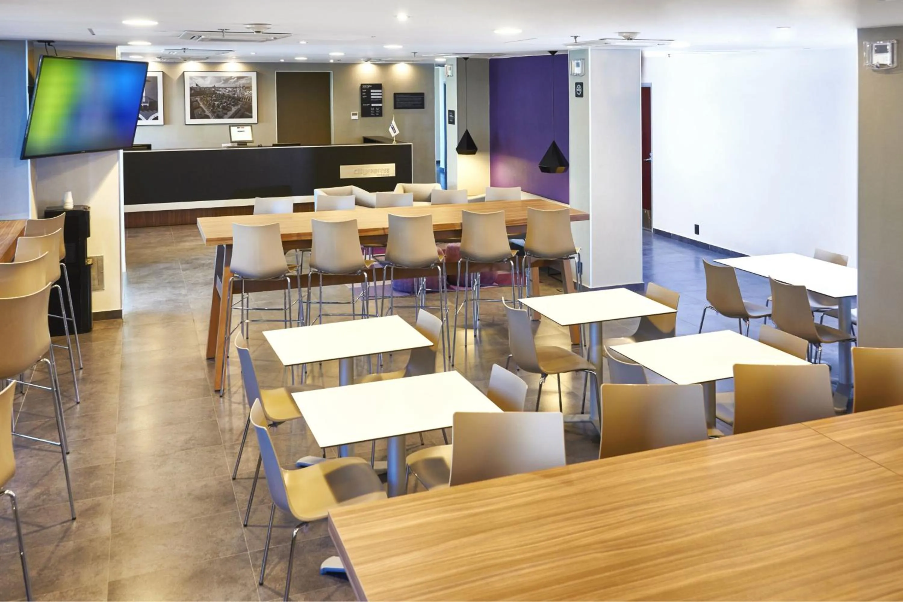 Breakfast in City Express by Marriott Leon