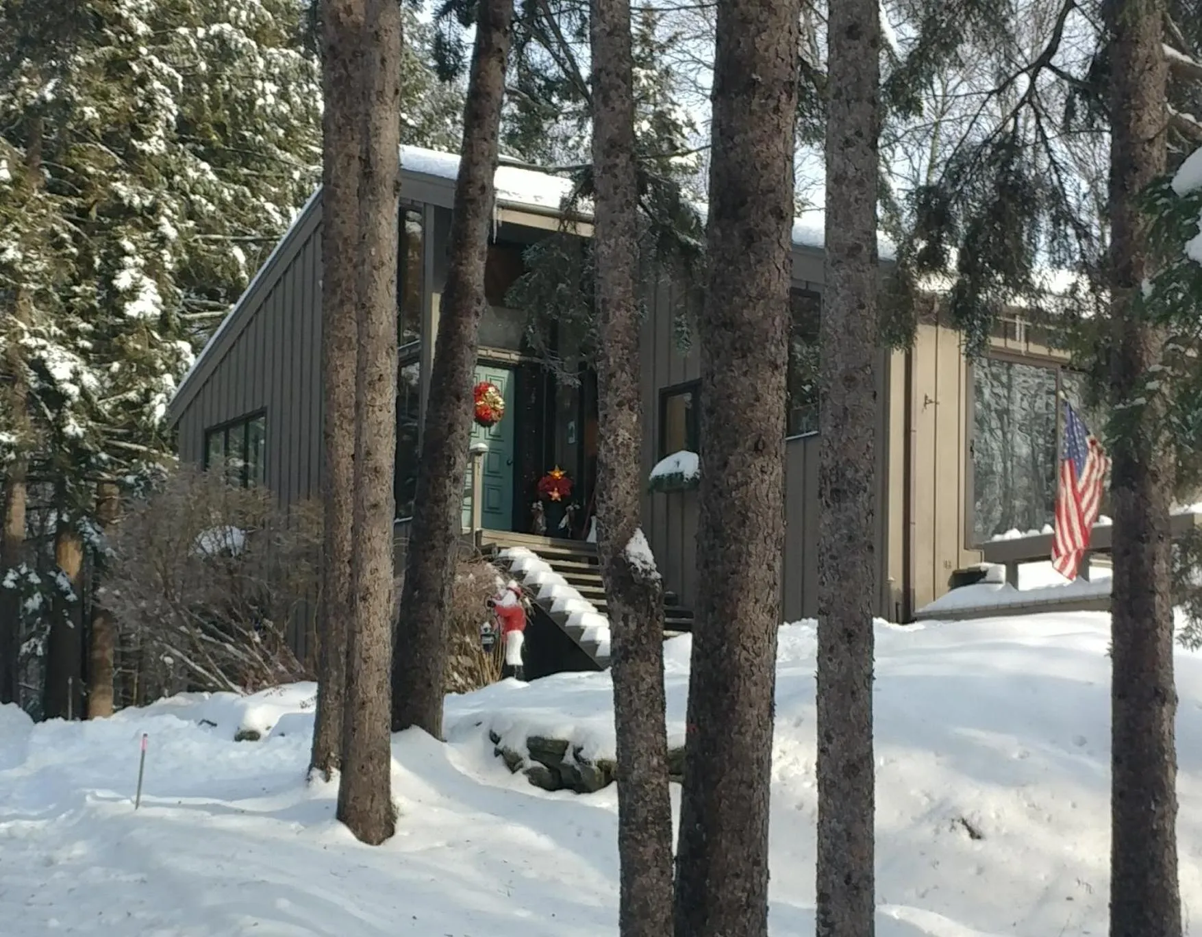 Facade/entrance in Cricket Hill Lodging