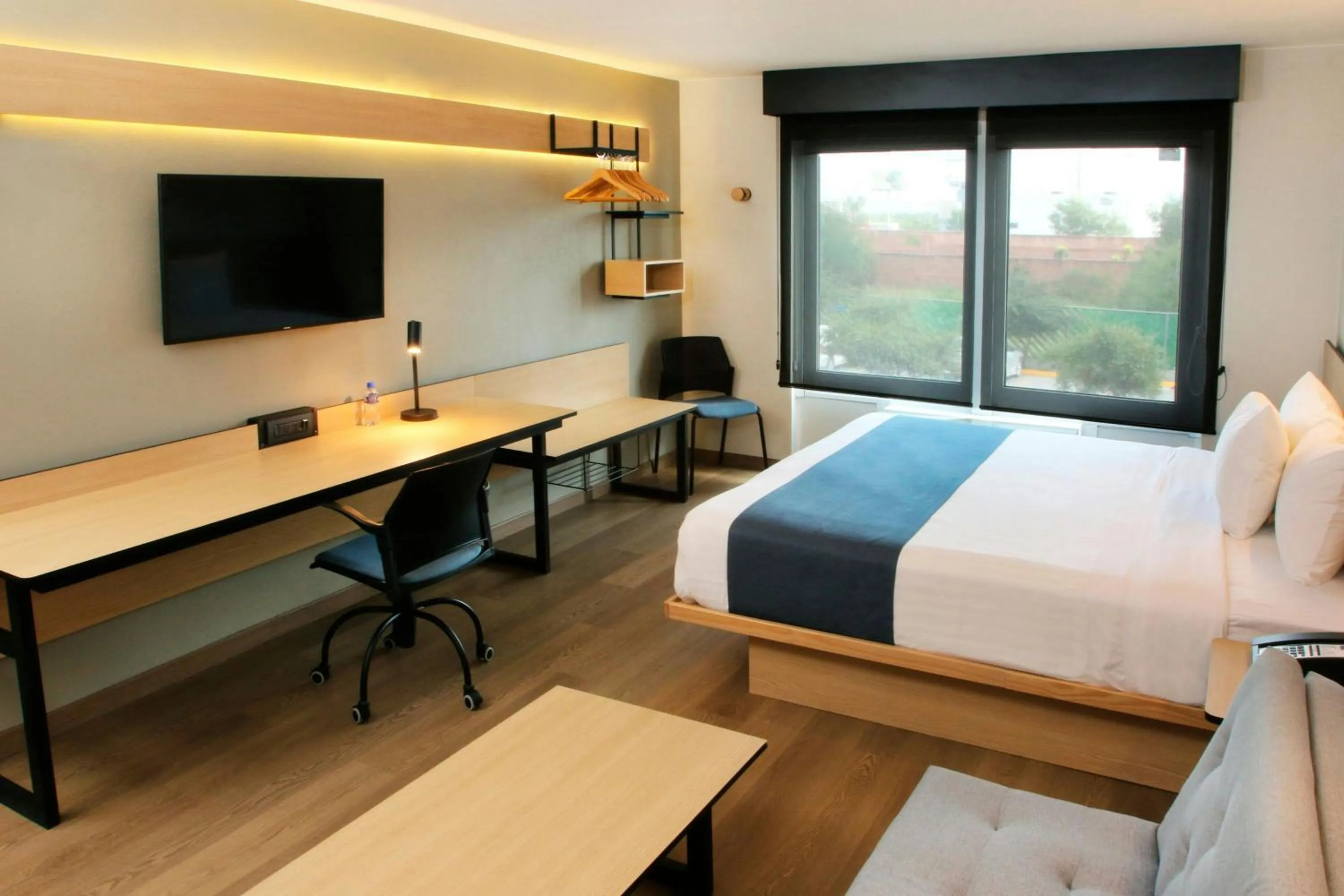 Photo of the whole room, Bed in City Express by Marriott Reynosa