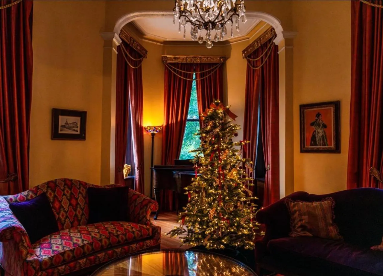 Property building in Kehoe House, Historic Inns of Savannah Collection