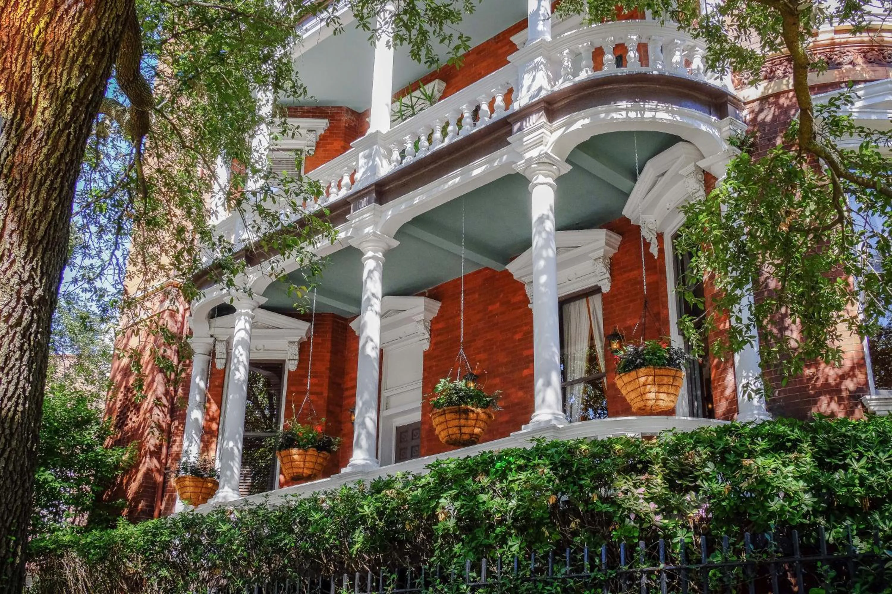 Patio in Kehoe House, Historic Inns of Savannah Collection