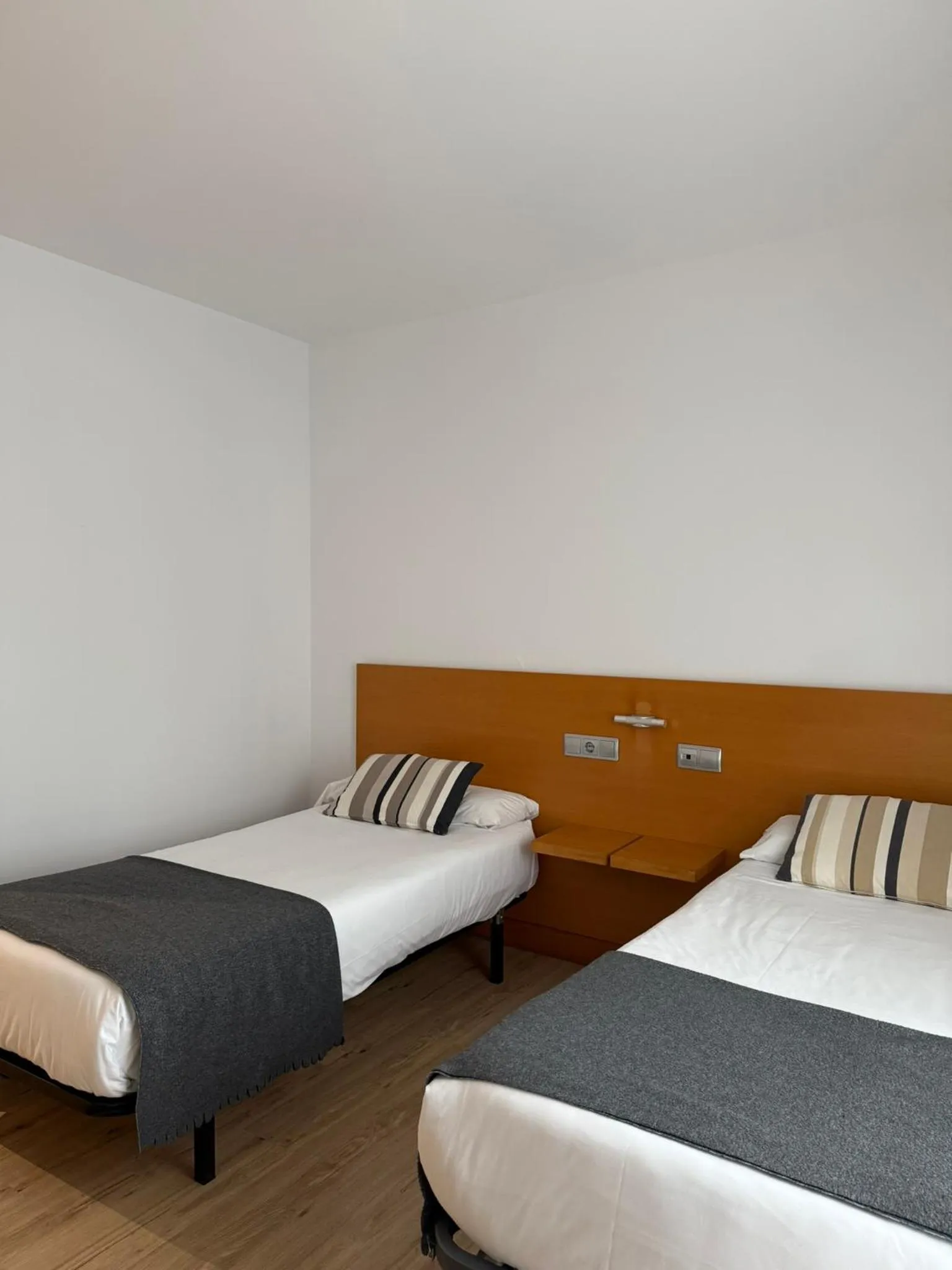 Bed in Hotel Txintxua