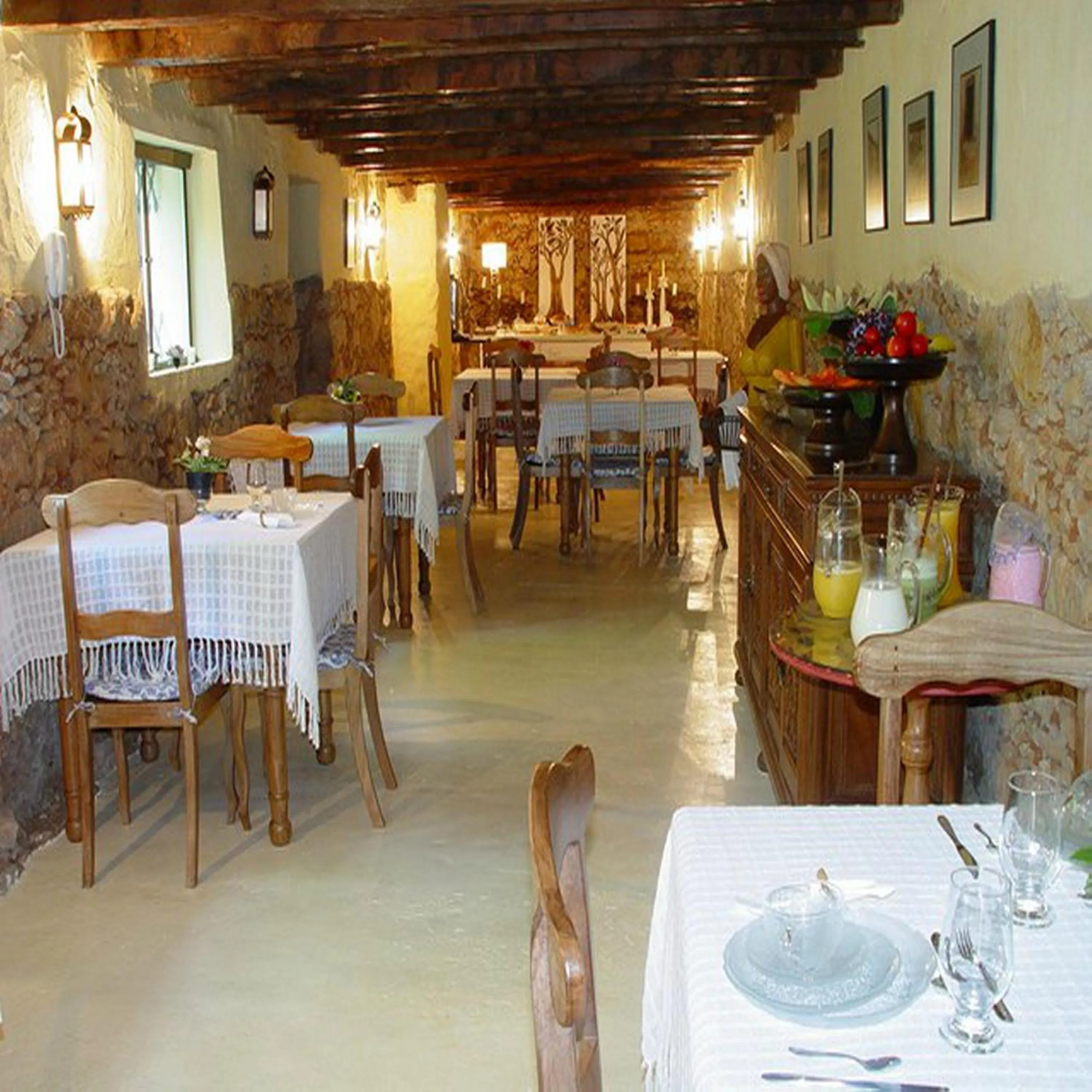 Dining area in Pousada Villa Magnolia