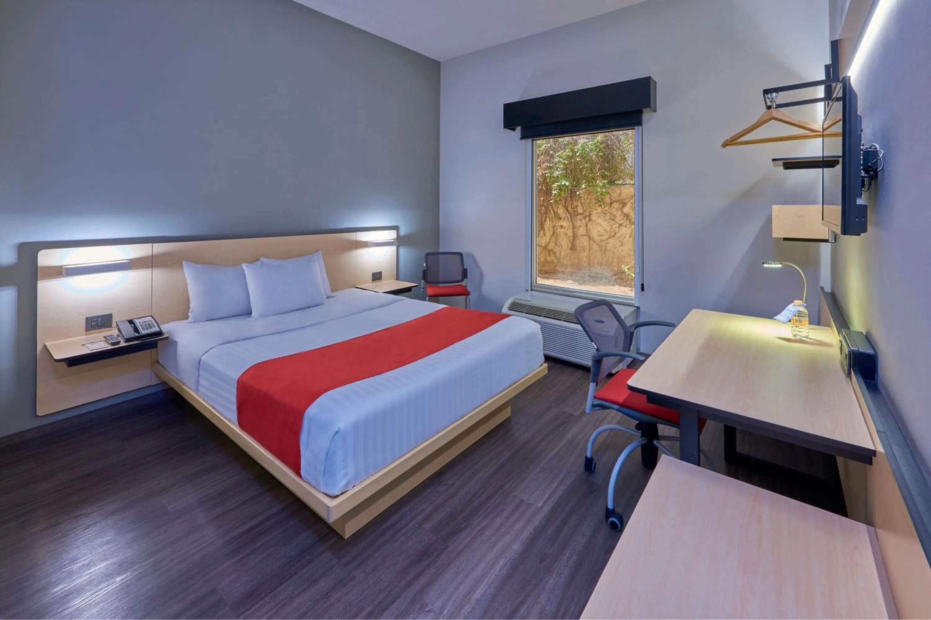 Bedroom, Bed in City Express by Marriott Saltillo Norte