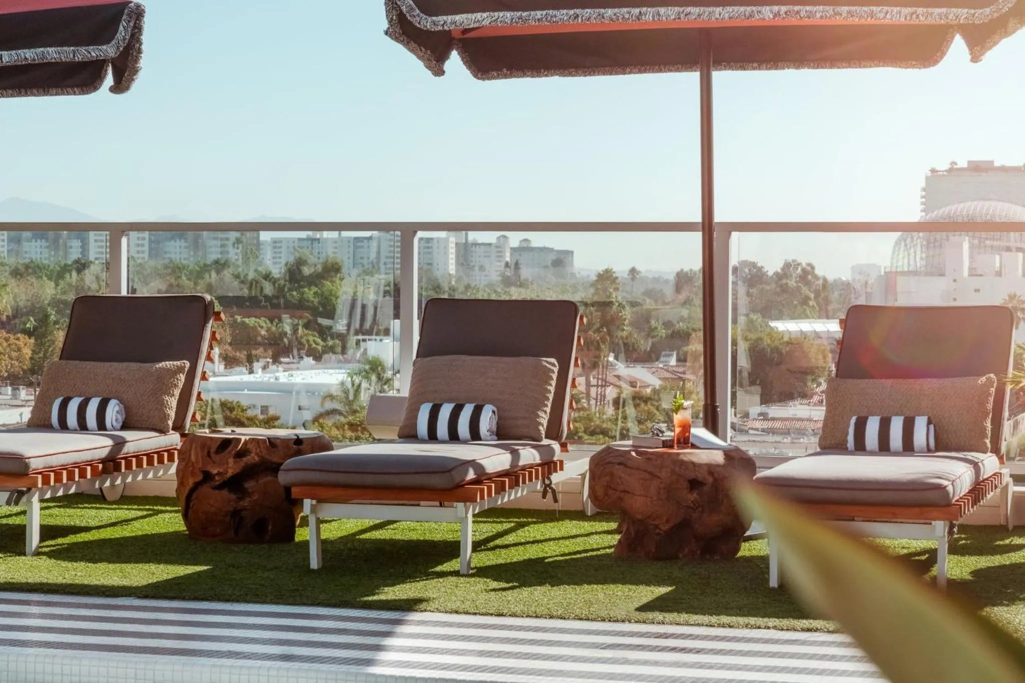 Restaurant/places to eat in Kimpton Hotel Wilshire by IHG