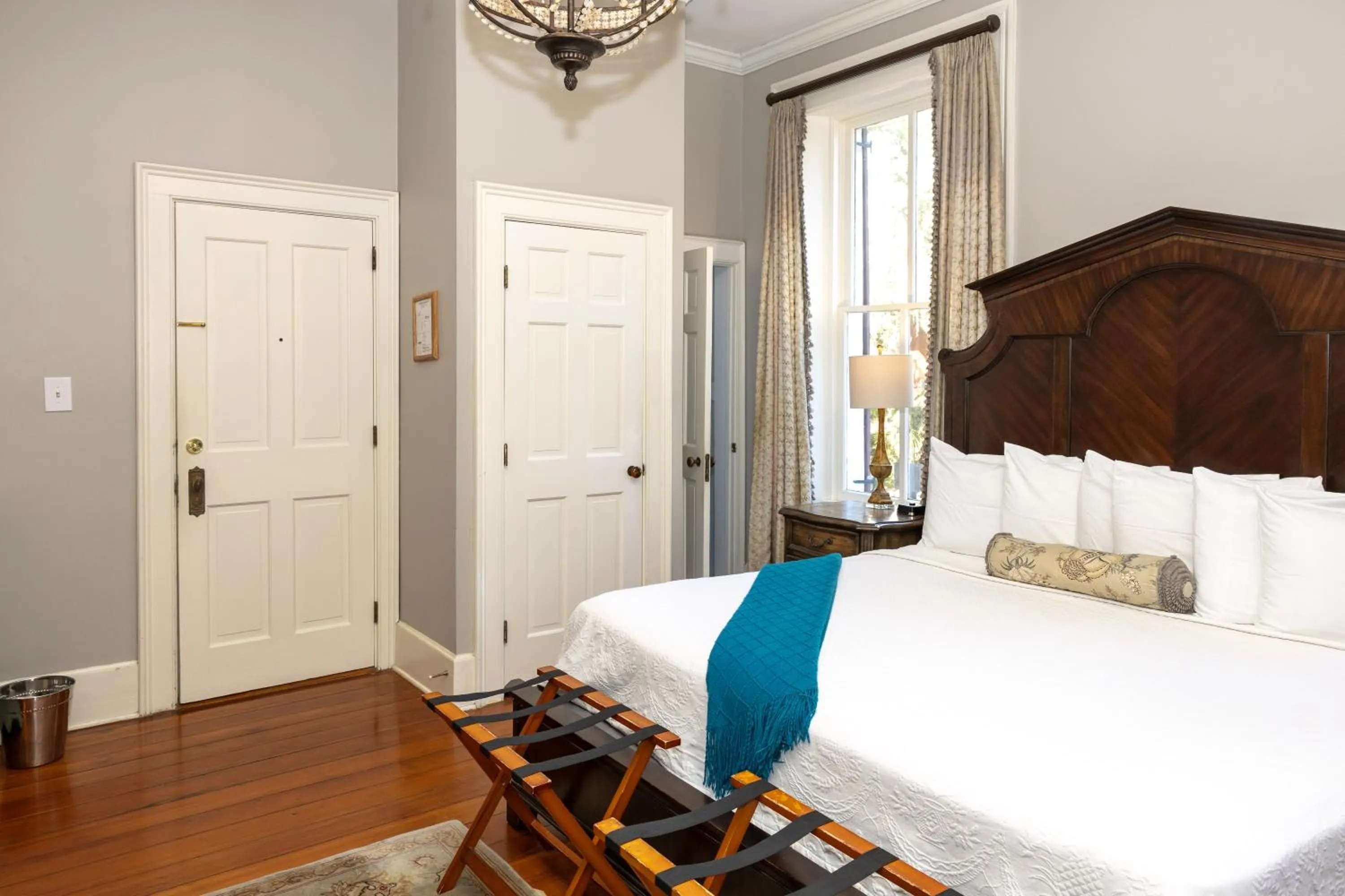 Bed in Eliza Thompson House, Historic Inns of Savannah Collection