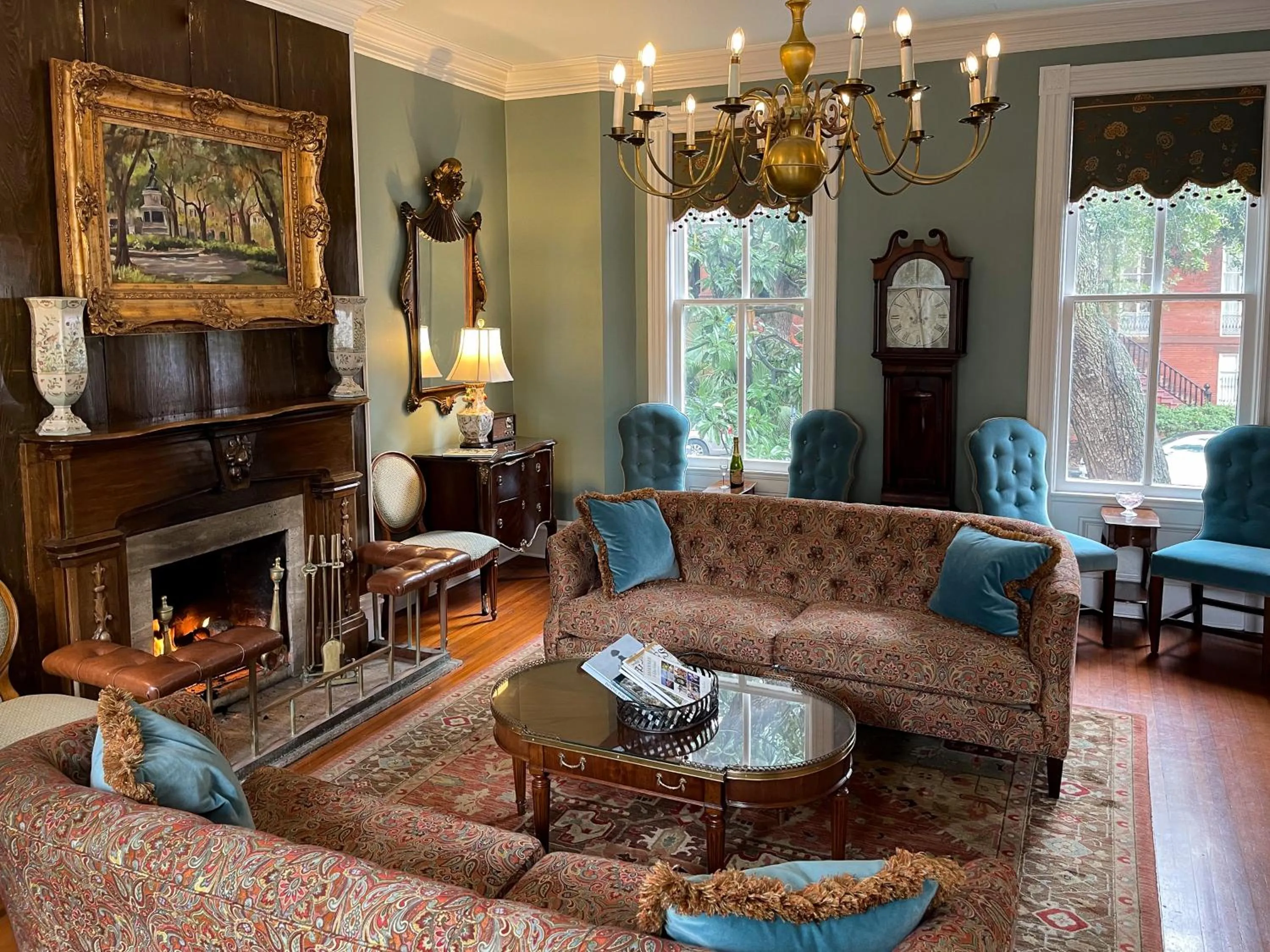 Seating area in Eliza Thompson House, Historic Inns of Savannah Collection