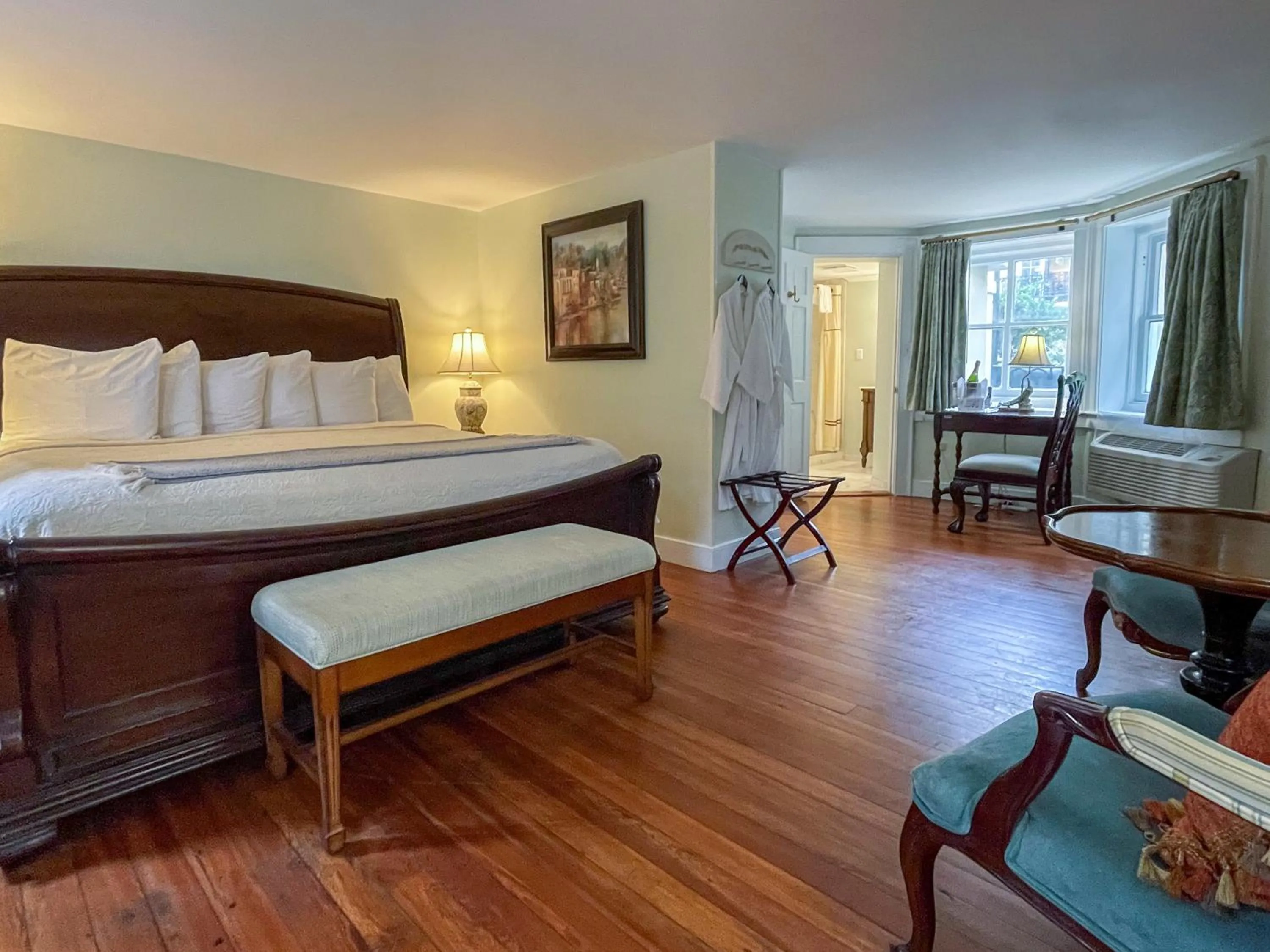 Bedroom, Bed in Eliza Thompson House, Historic Inns of Savannah Collection