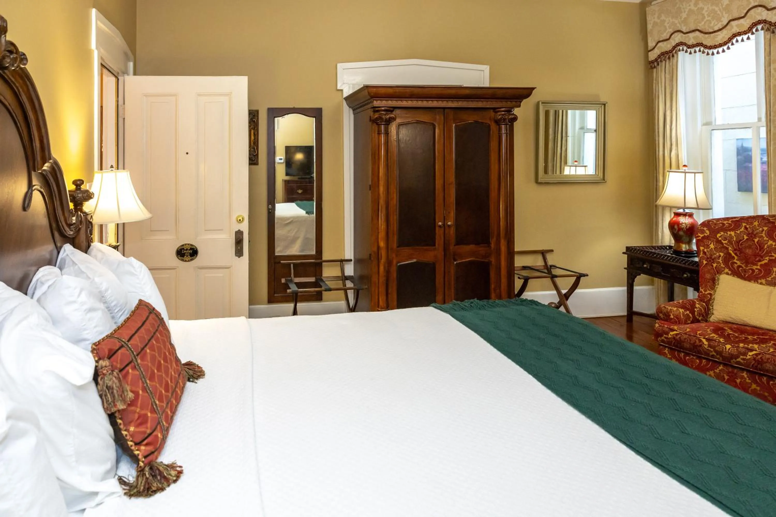 Bedroom, Bed in Eliza Thompson House, Historic Inns of Savannah Collection