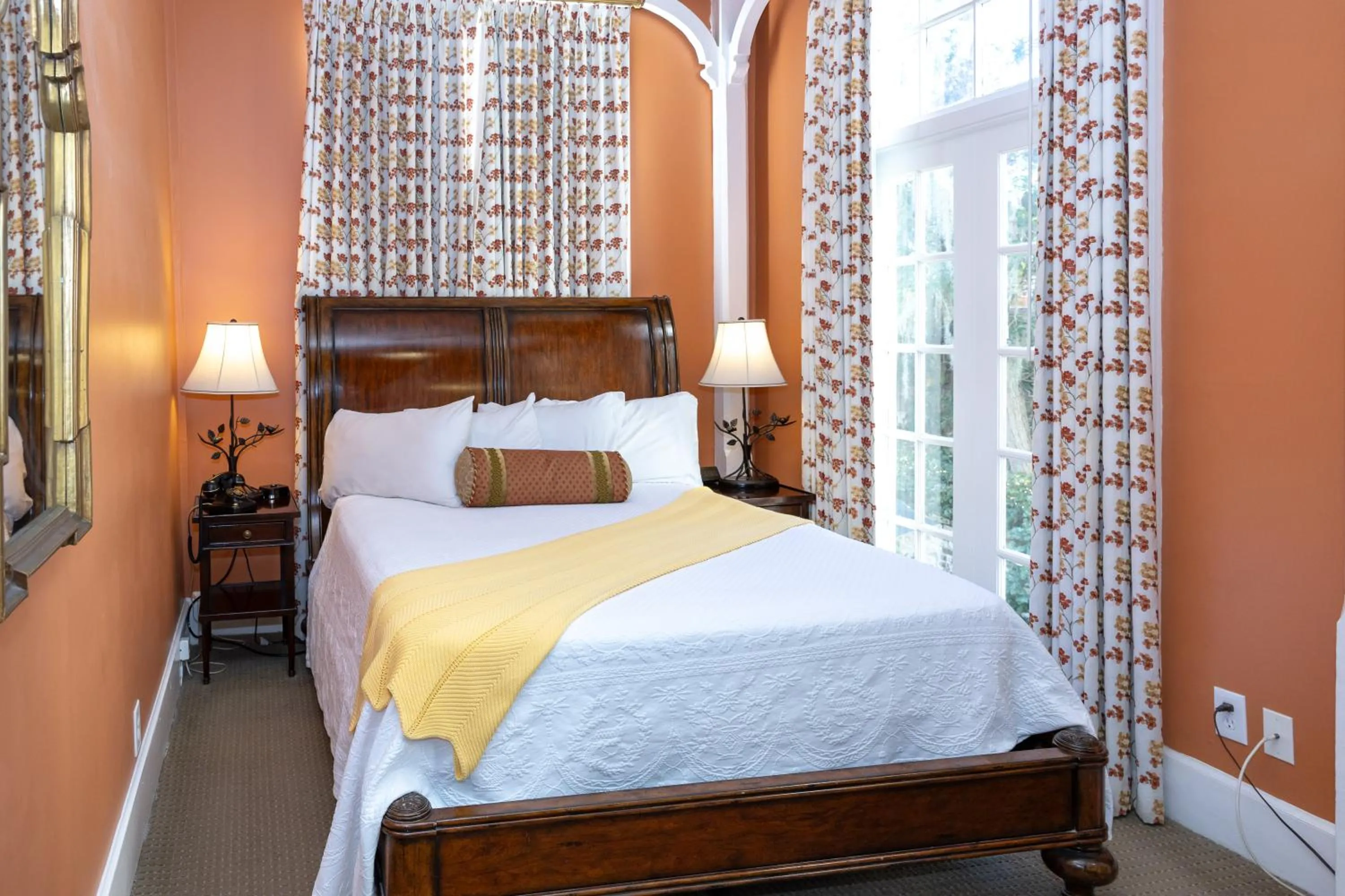 Bedroom, Bed in Eliza Thompson House, Historic Inns of Savannah Collection