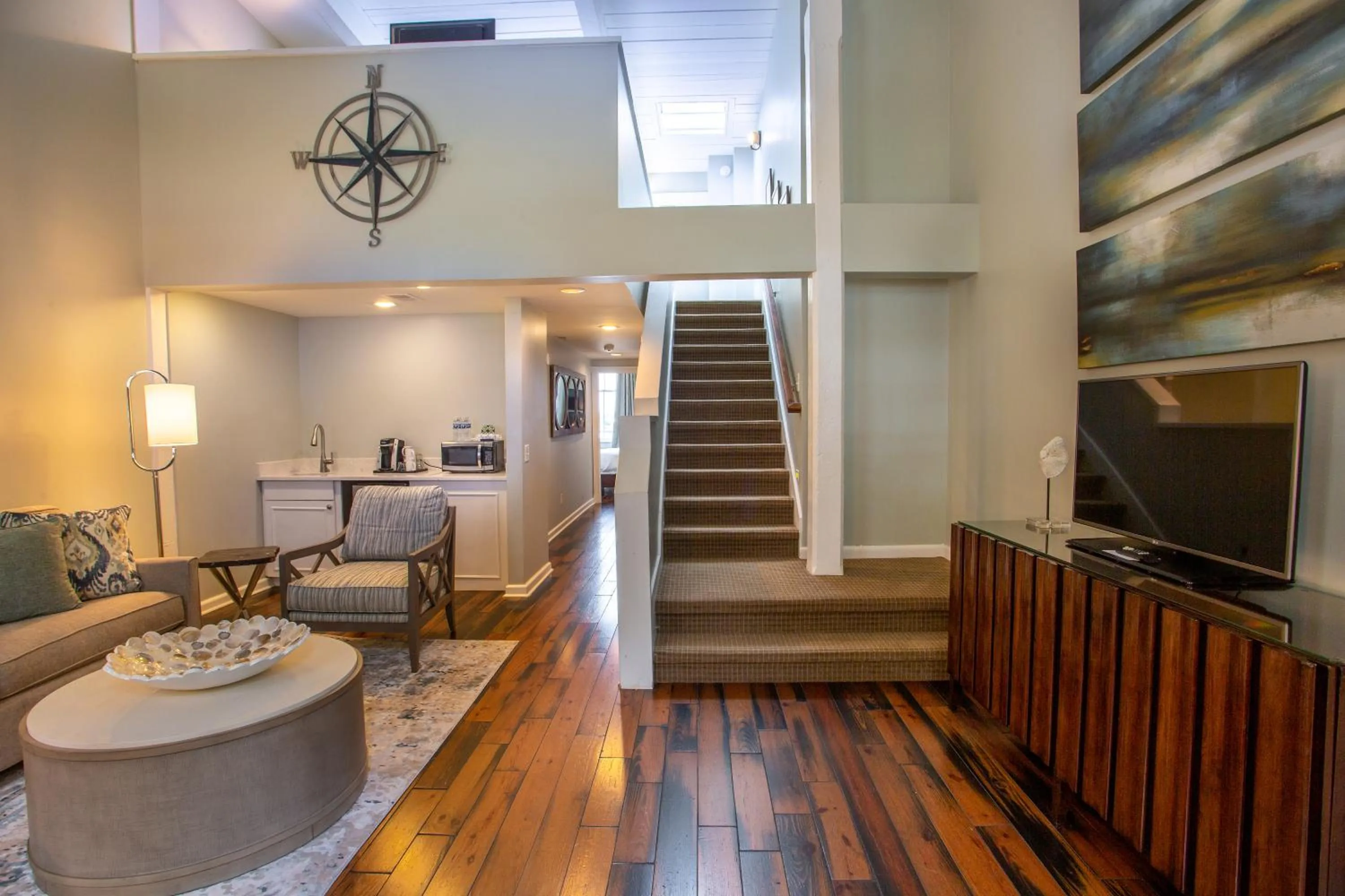 Seating area in Olde Harbour Inn, Historic Inns of Savannah Collection