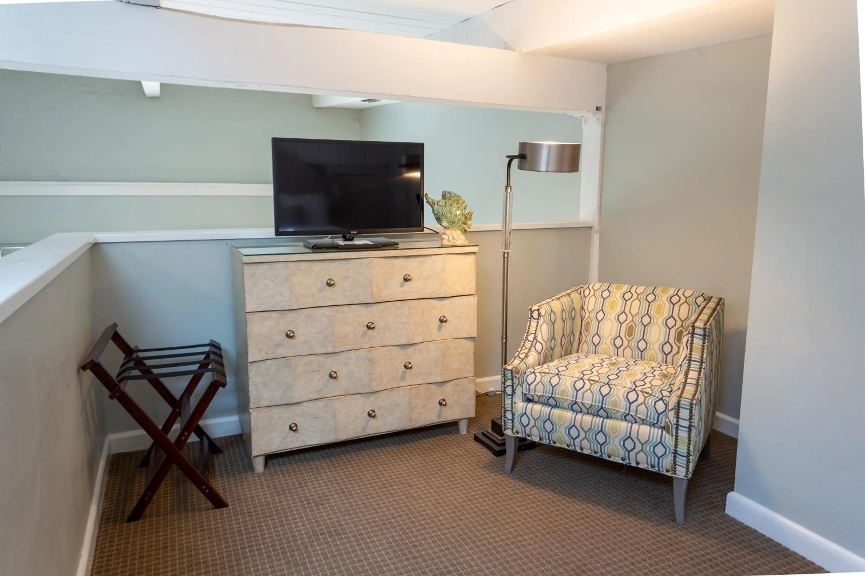 Seating area in Olde Harbour Inn, Historic Inns of Savannah Collection