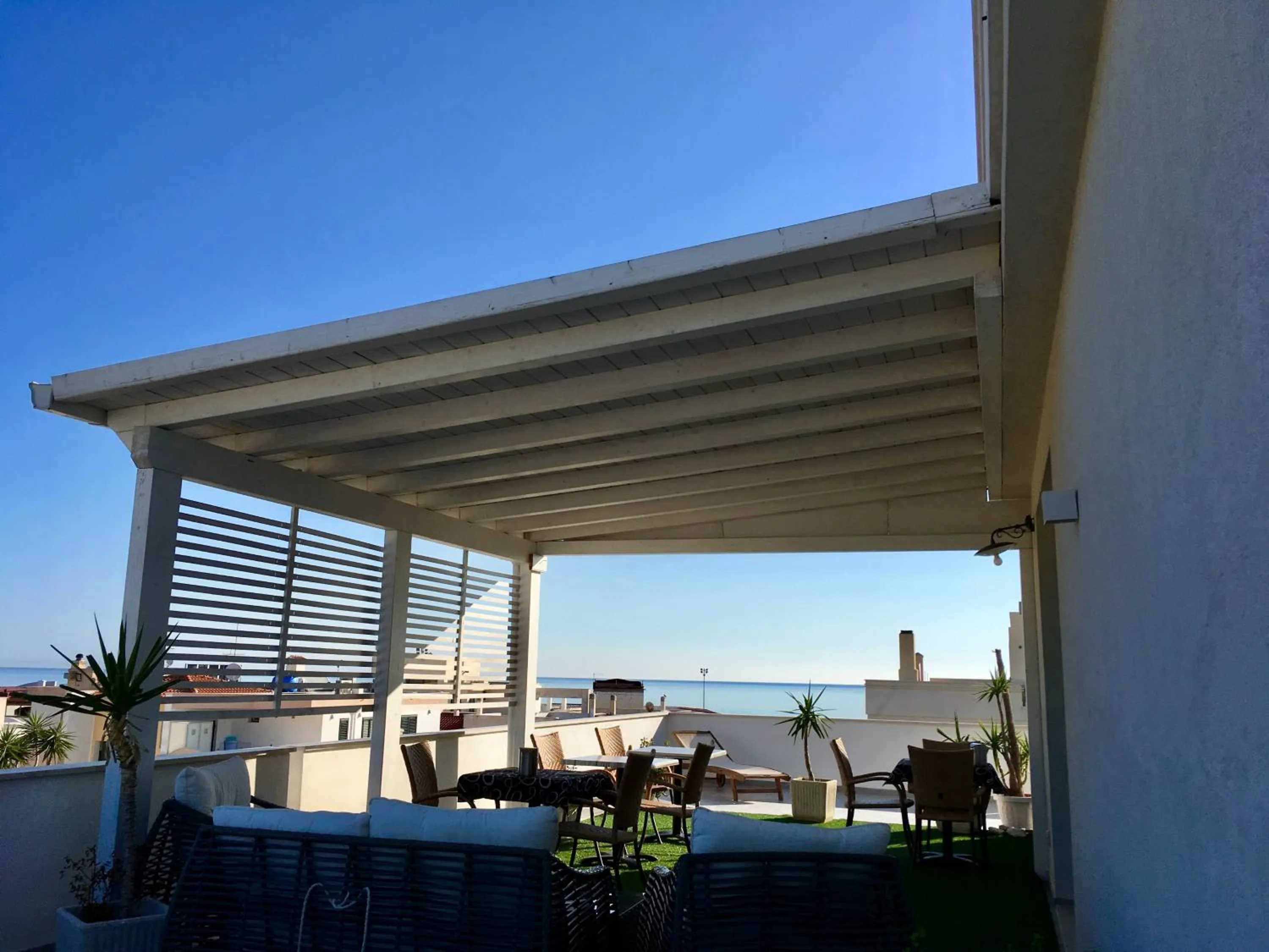 Balcony/Terrace in Green Door