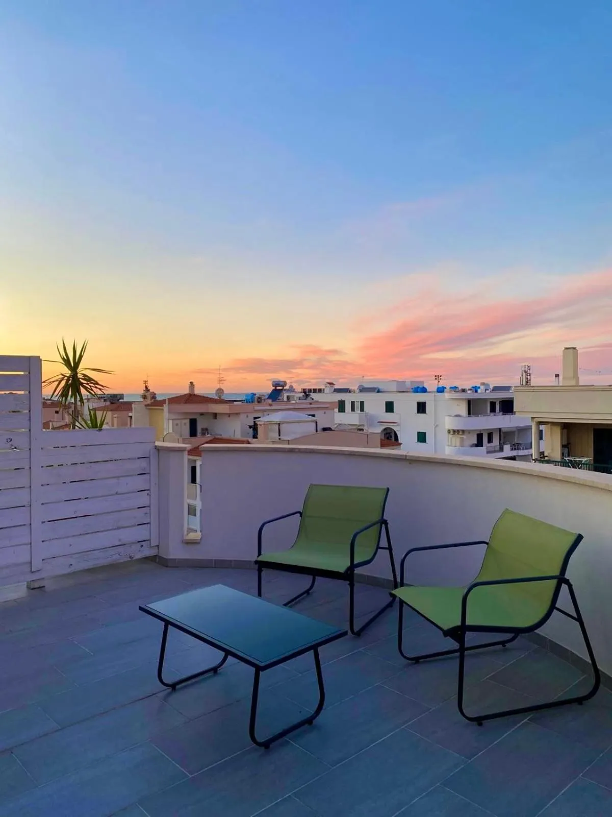 Balcony/Terrace in Green Door