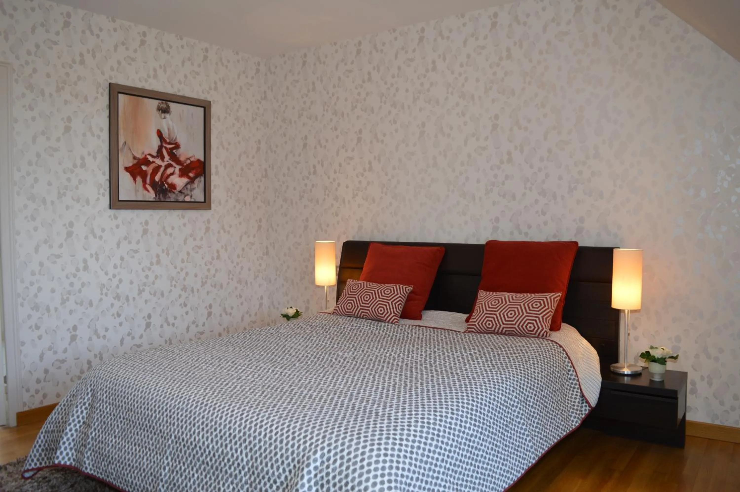 Decorative detail in Le Clos du Vieux Port