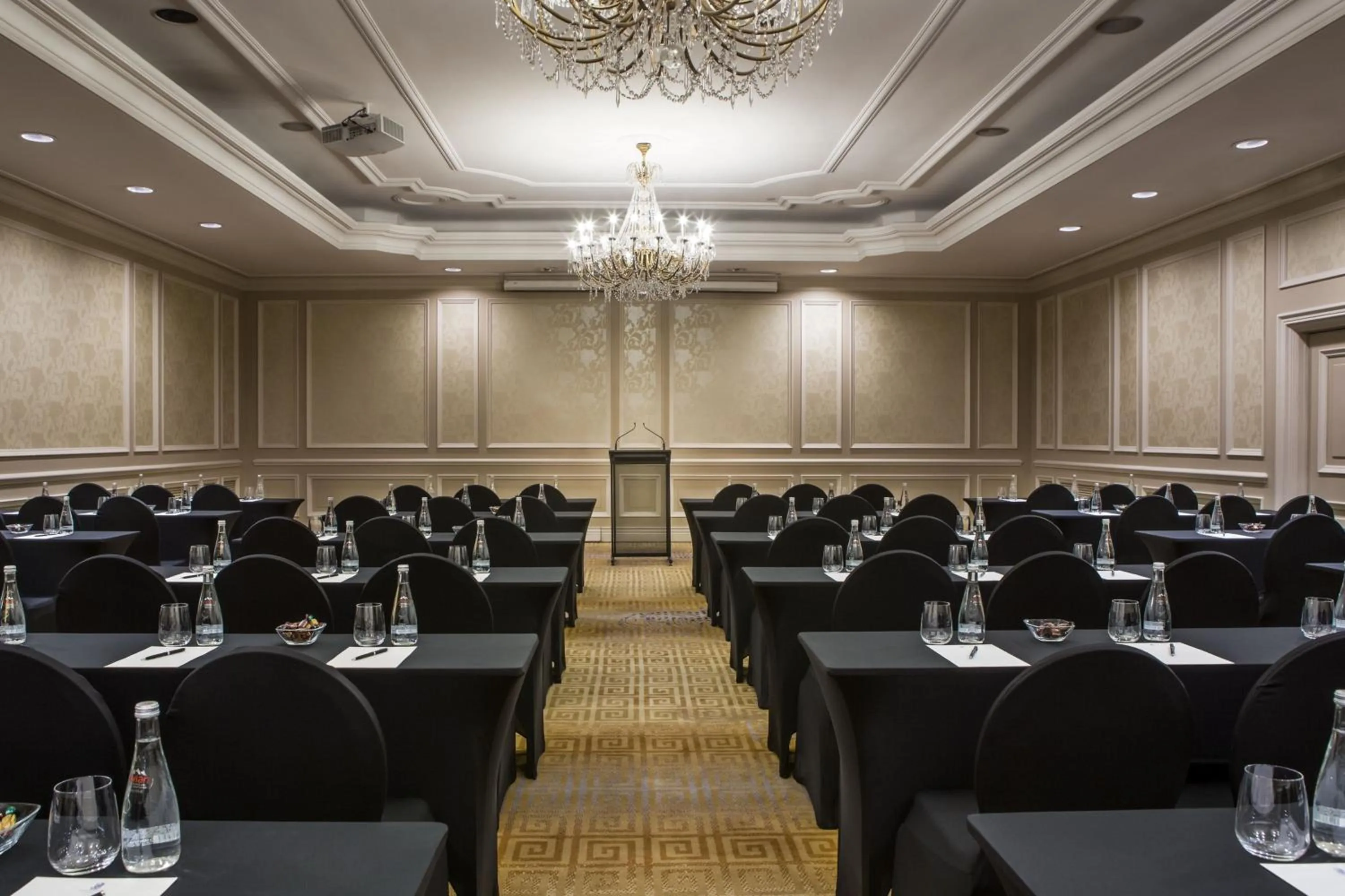 Business facilities in The Ritz-Carlton, Santiago