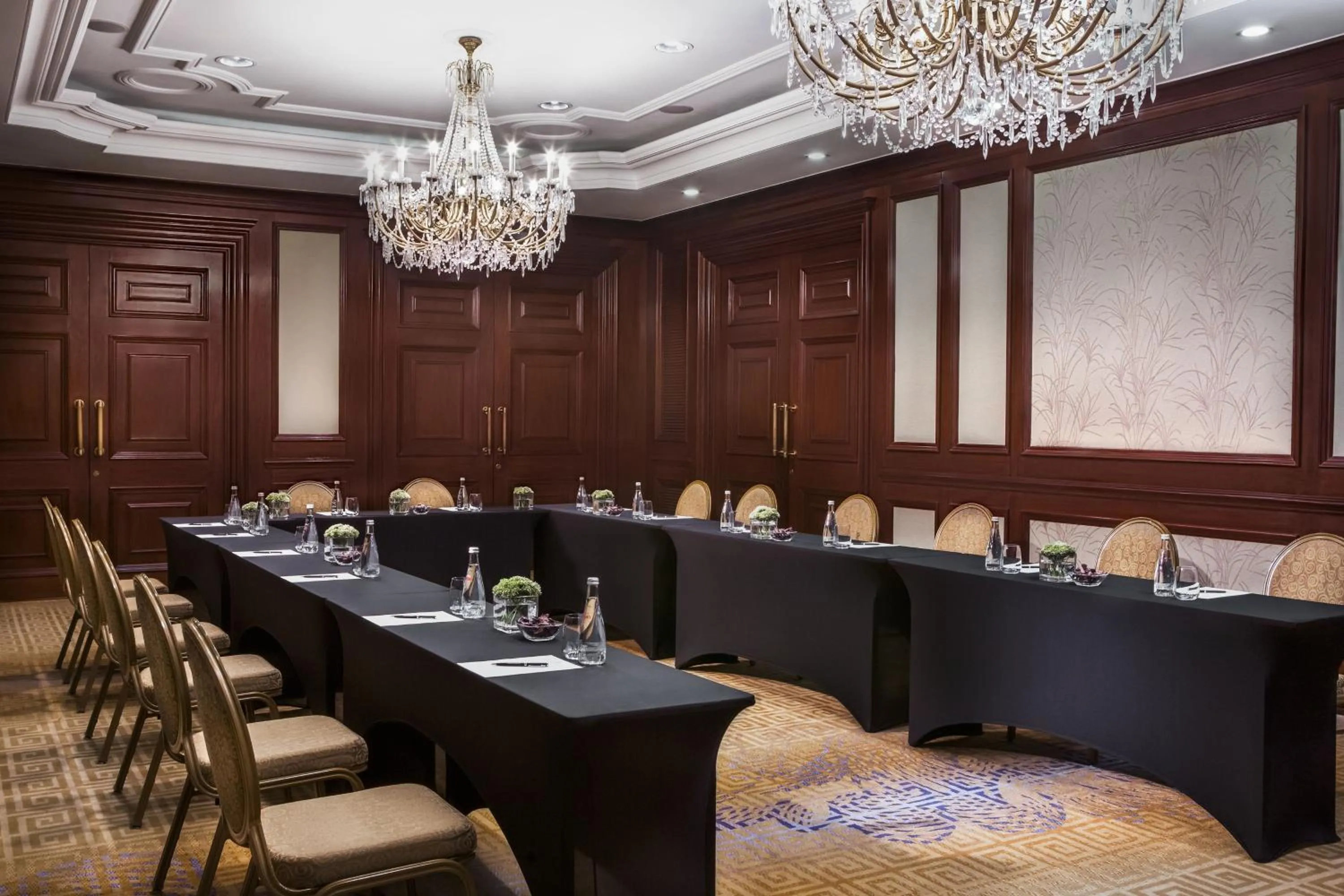 Business facilities in The Ritz-Carlton, Santiago