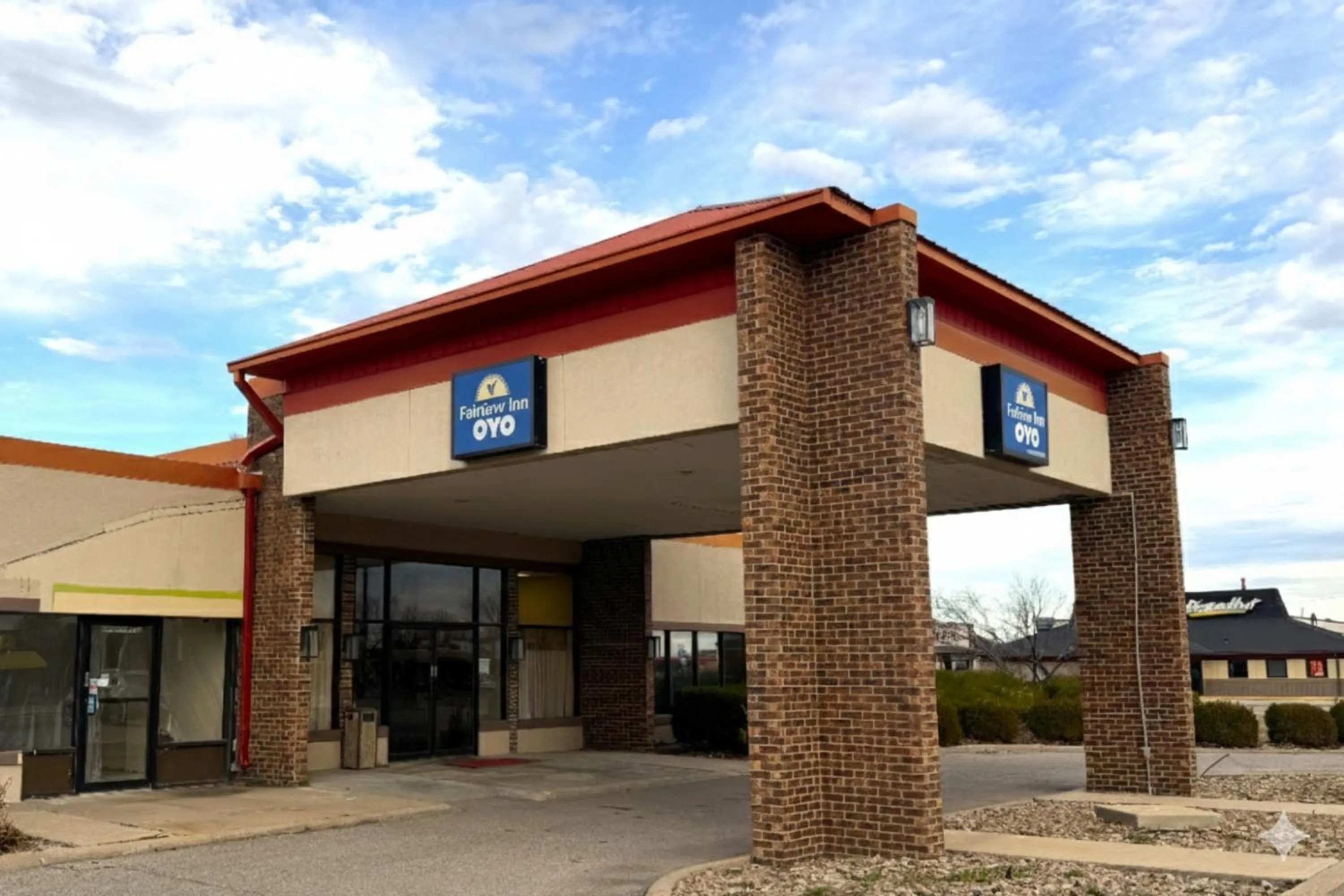 Facade/entrance in Fairview Inn Hesston Near Wichita