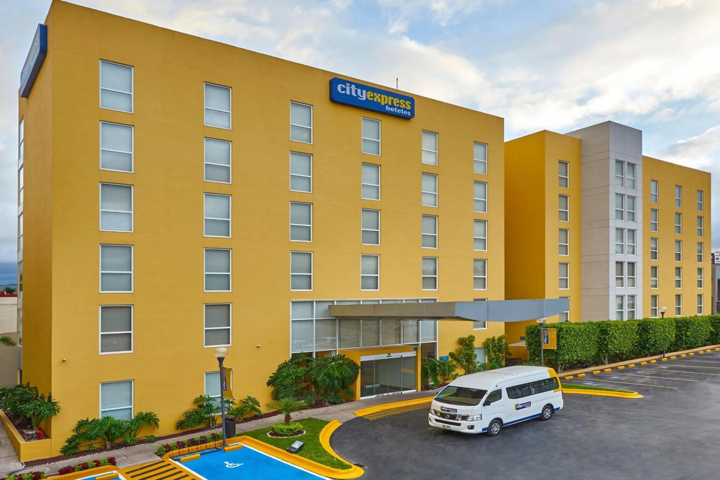 Property building in City Express by Marriott San Luis Potosi Zona Universitaria
