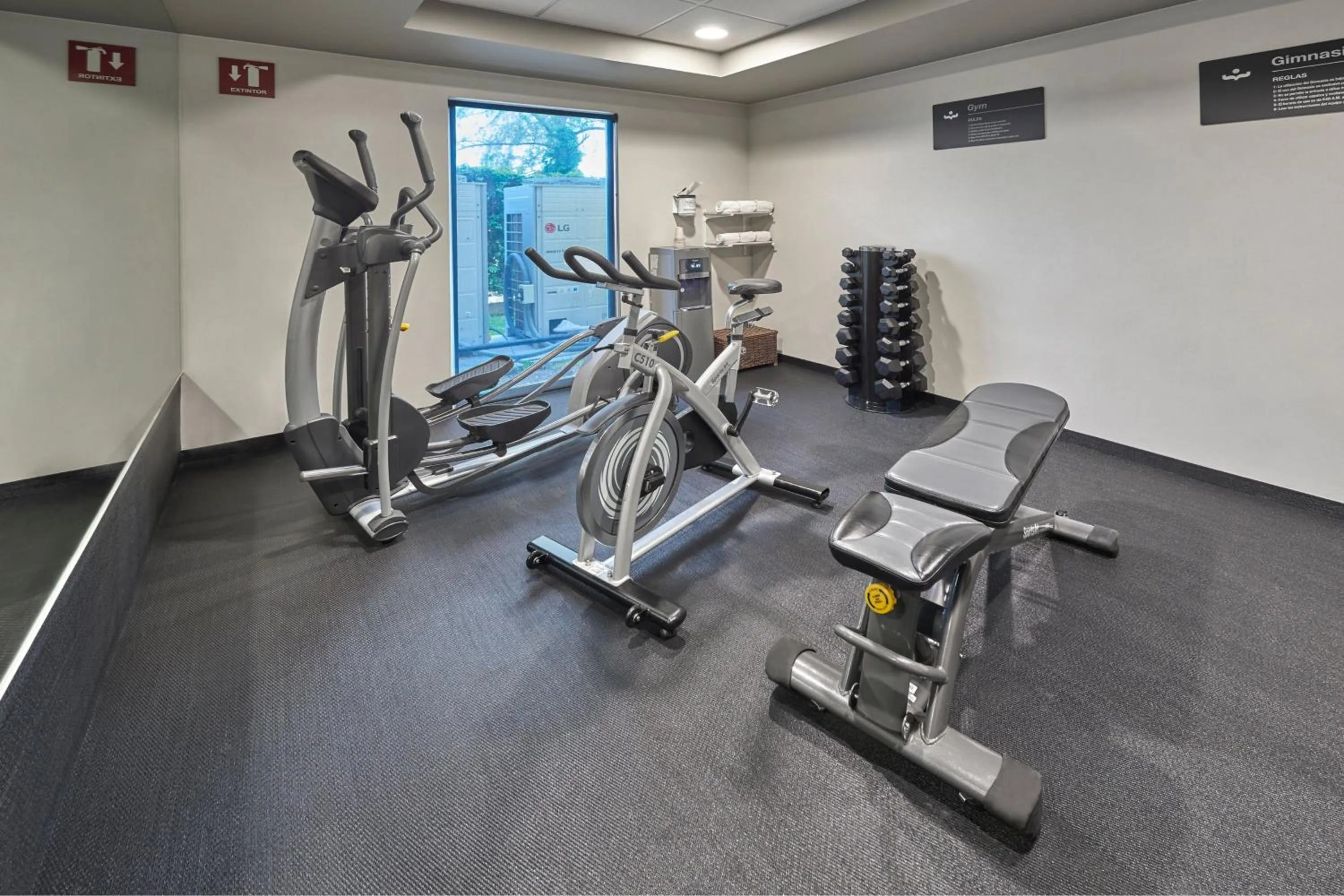 Fitness centre/facilities in City Express by Marriott Los Mochis