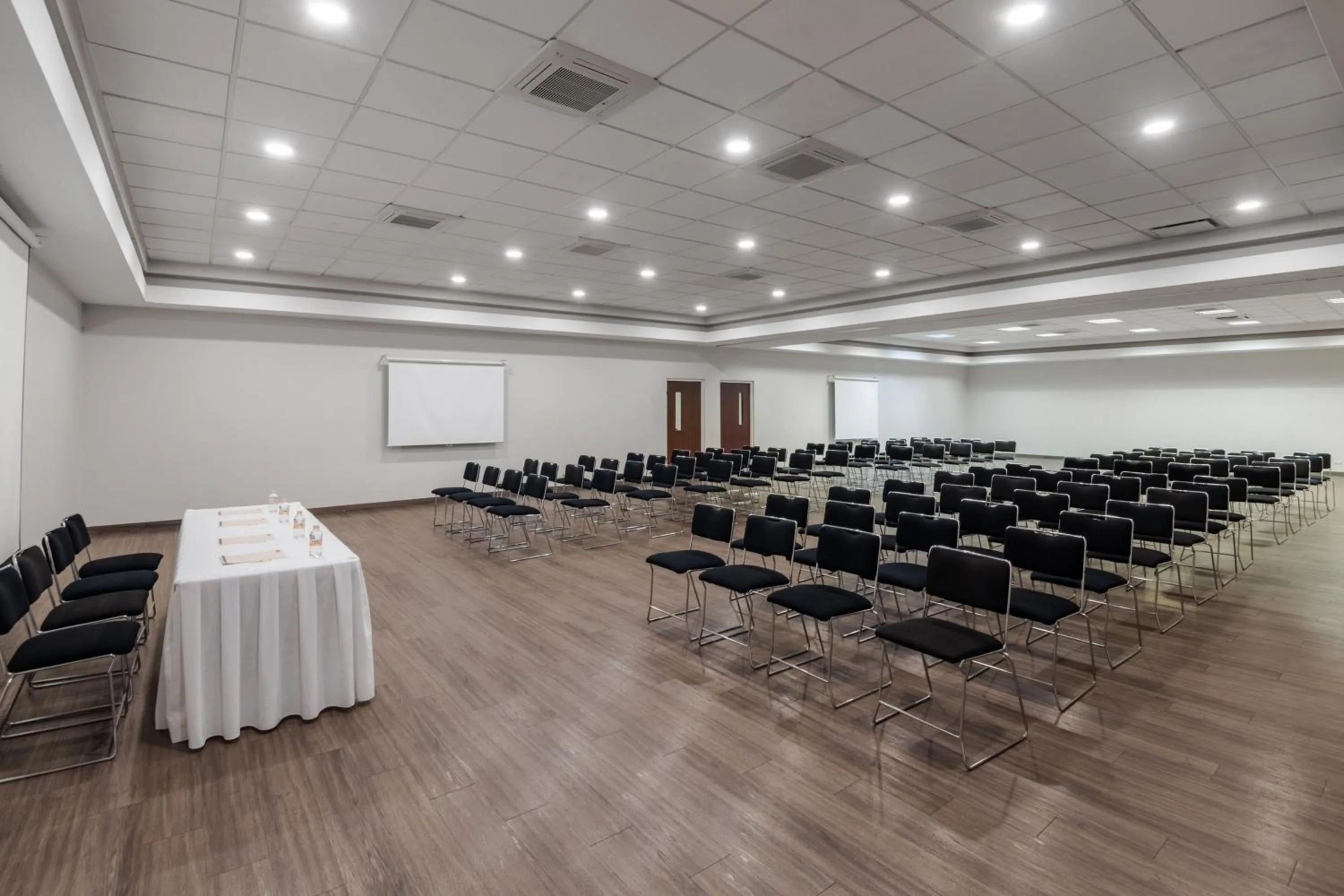 Meeting/conference room in City Express by Marriott Silao Aeropuerto