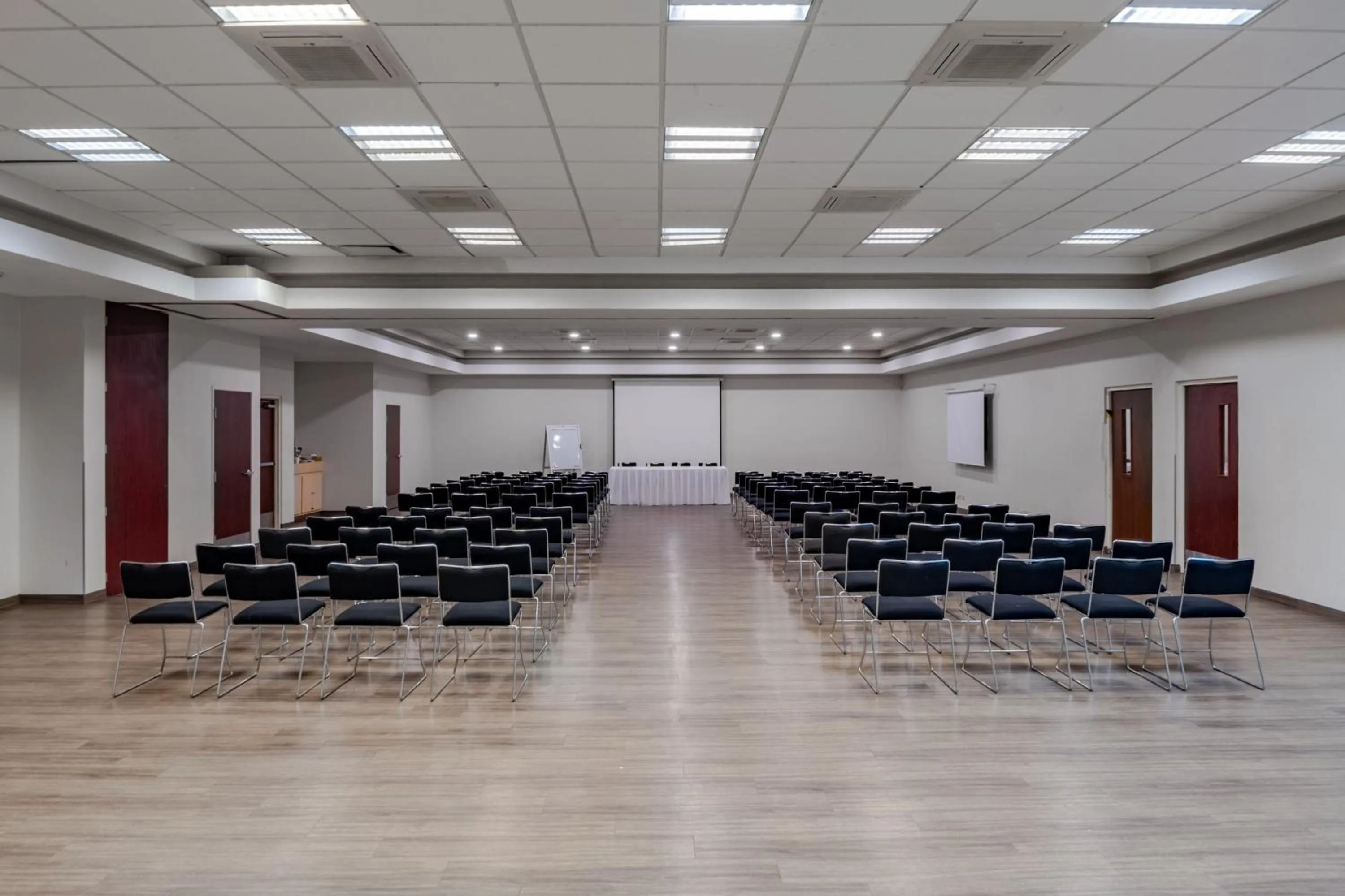 Meeting/conference room in City Express by Marriott Silao Aeropuerto