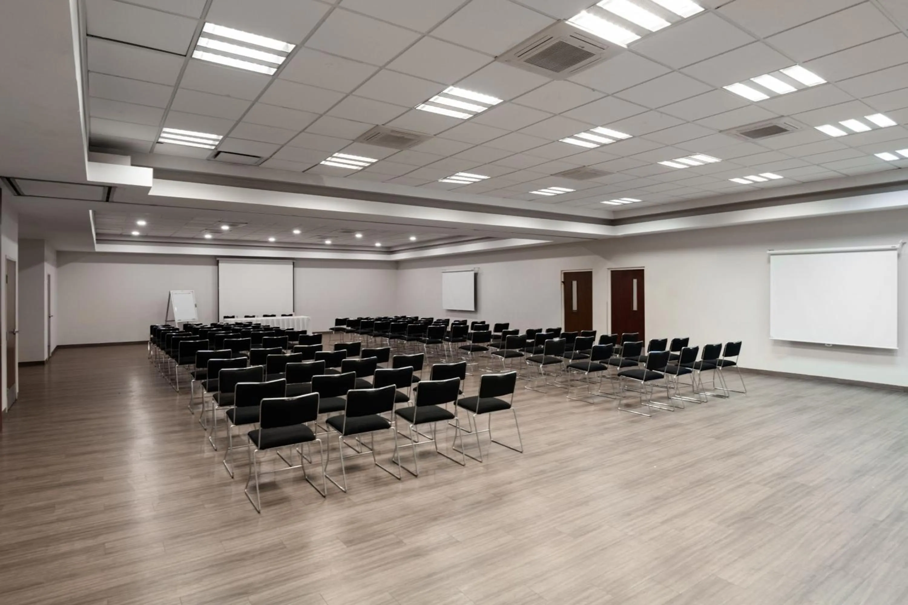 Meeting/conference room in City Express by Marriott Silao Aeropuerto