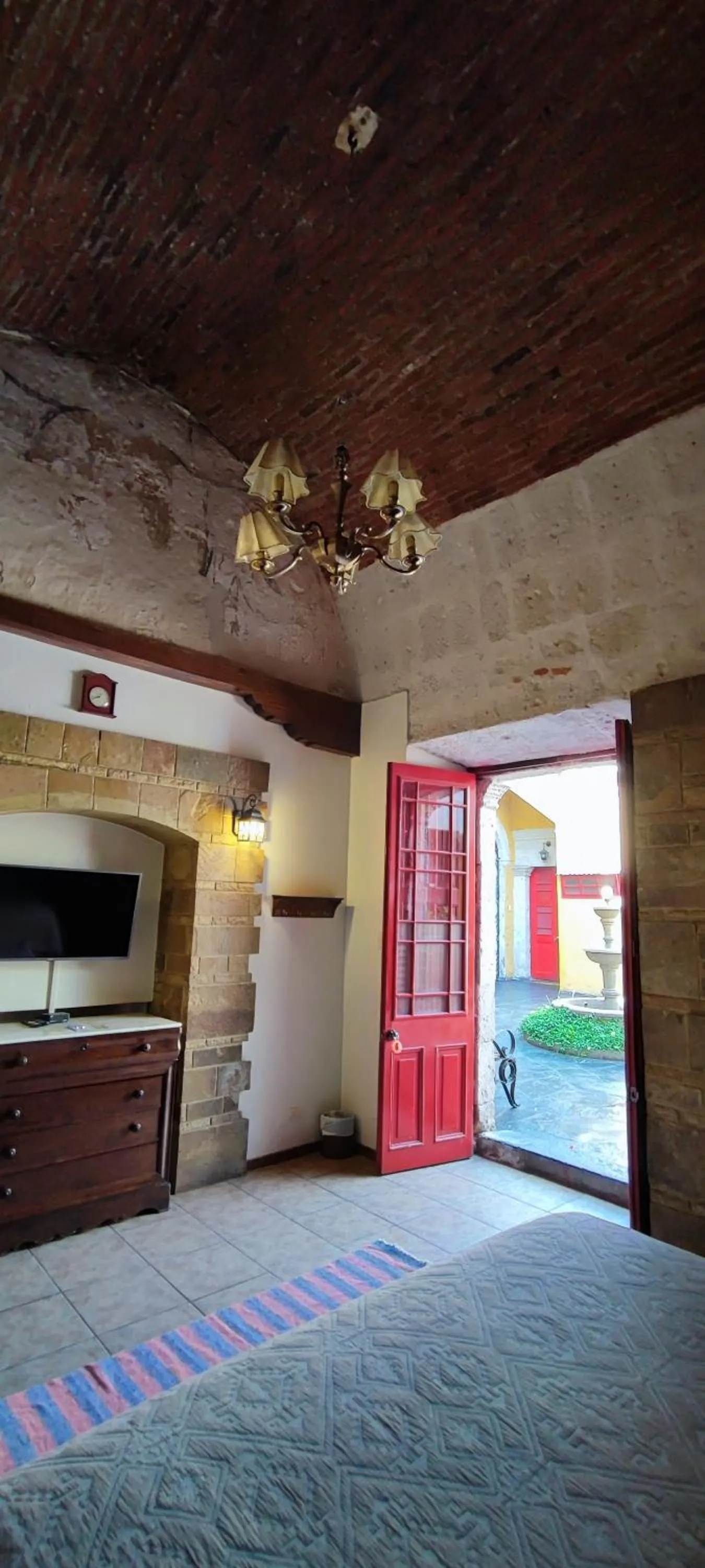 Photo of the whole room in Flying Dog Hostel Arequipa