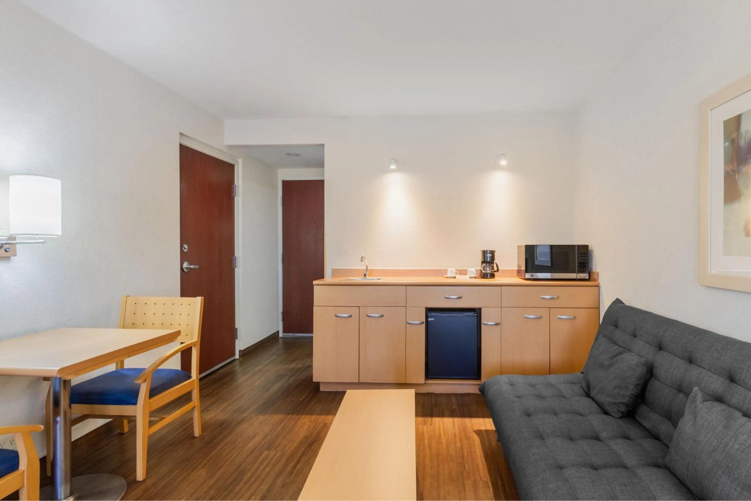 Photo of the whole room in City Express by Marriott Tuxtla Gutiérrez